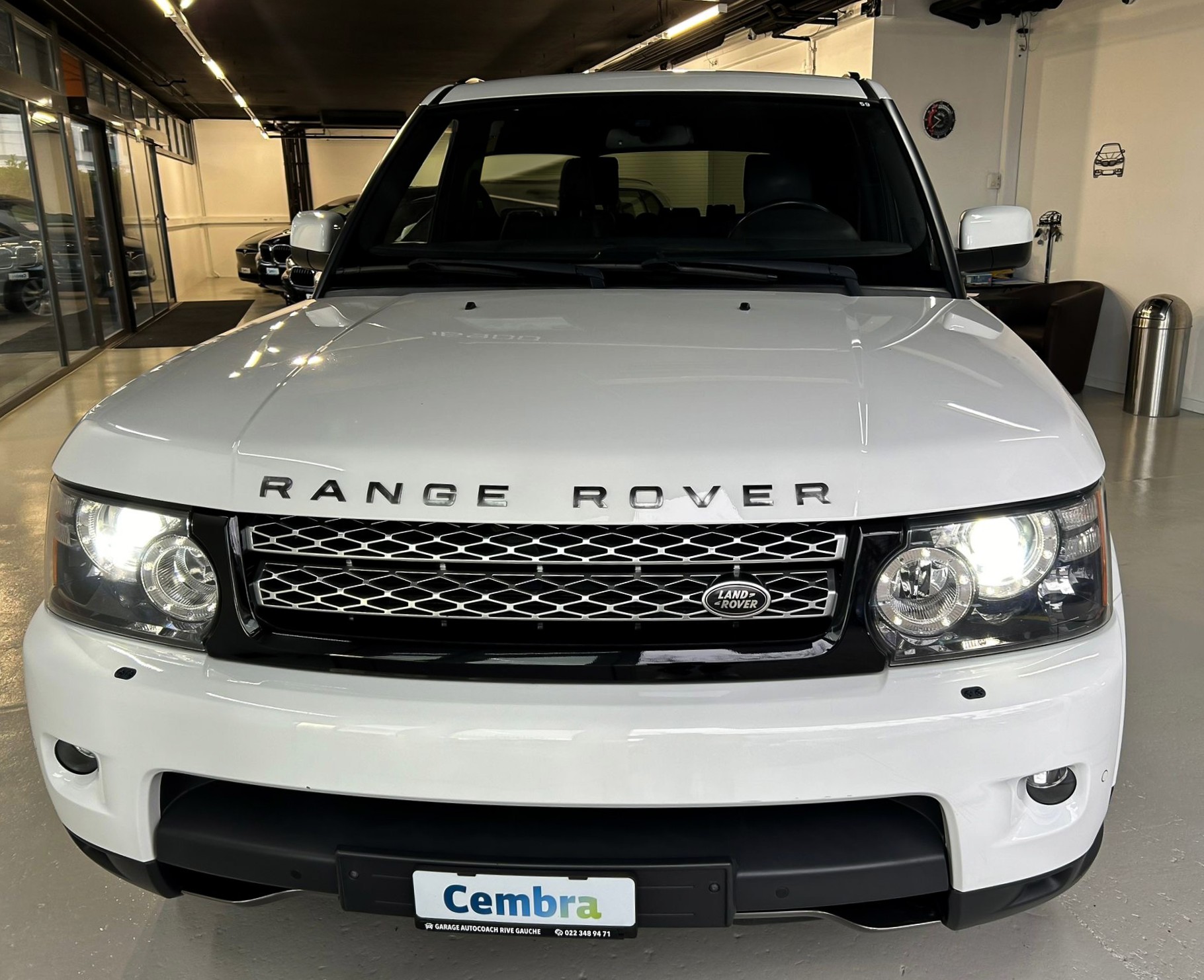 LAND ROVER Range Rover Sport 3.0 TDV6 HSE Automatic-image-1