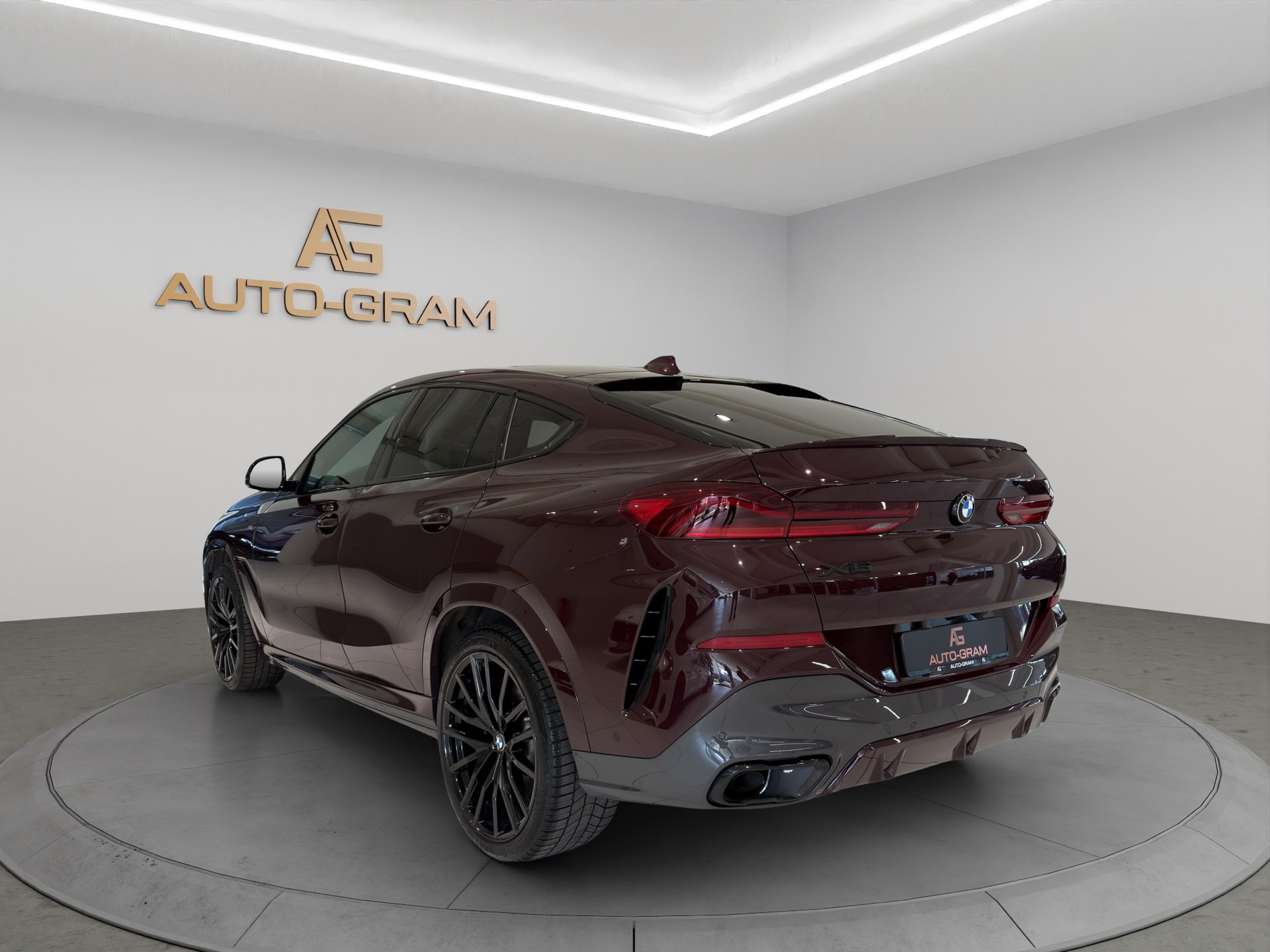 BMW X6 xDrive 48V 40d Steptronic M Sport-image-2