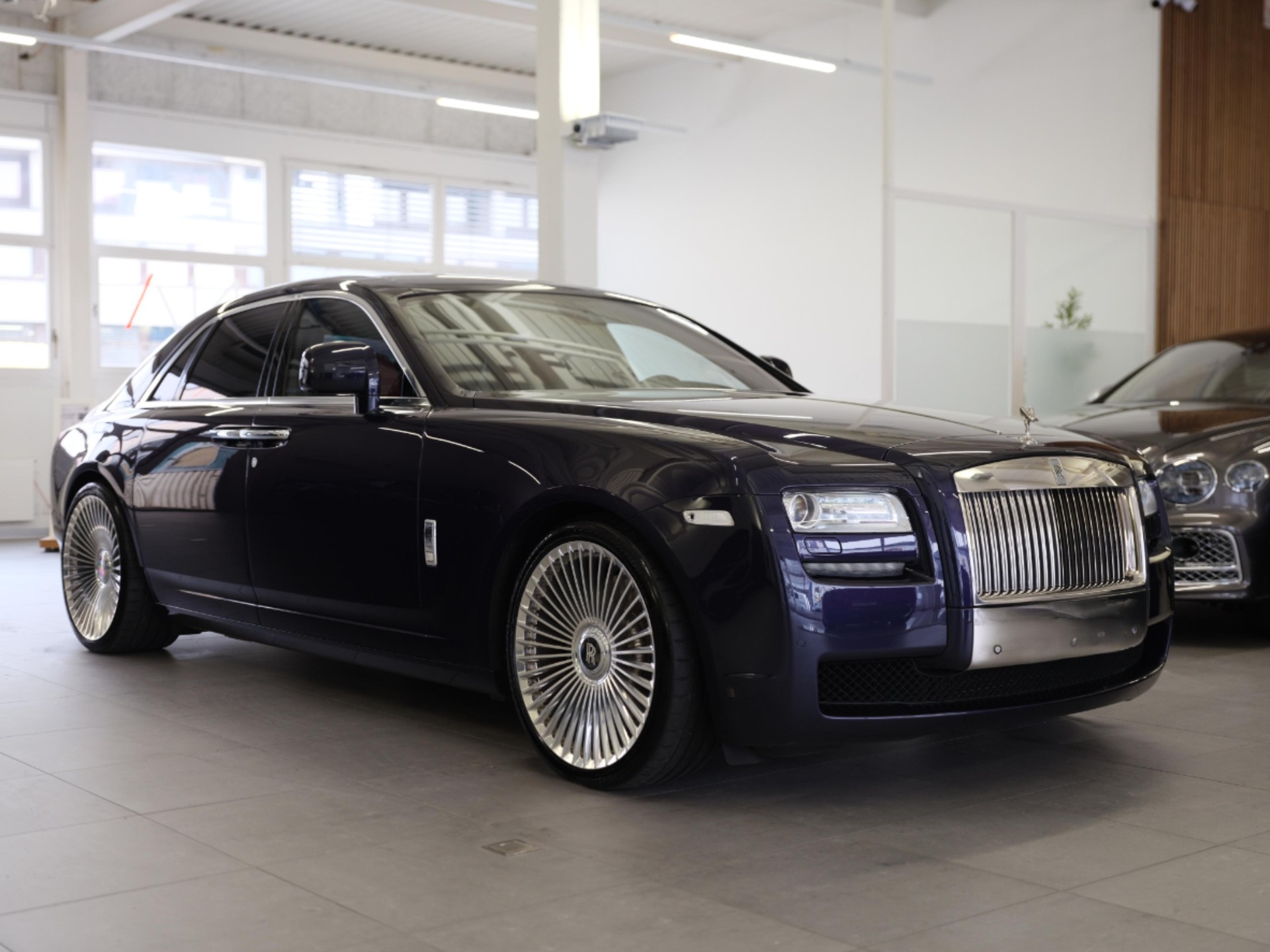 ROLLS-ROYCE Ghost 6.6 V12-image-1