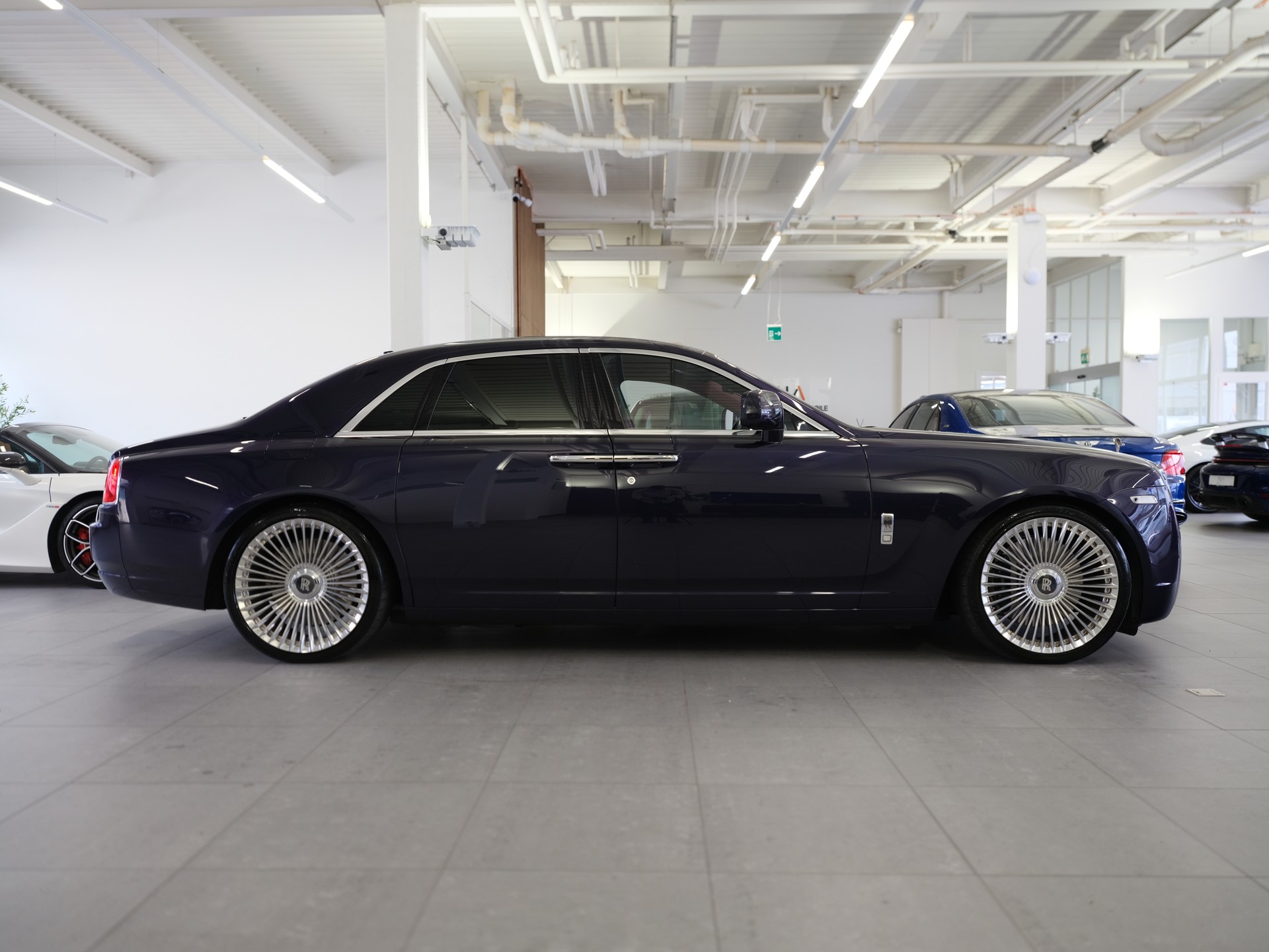 ROLLS-ROYCE Ghost 6.6 V12-image-6