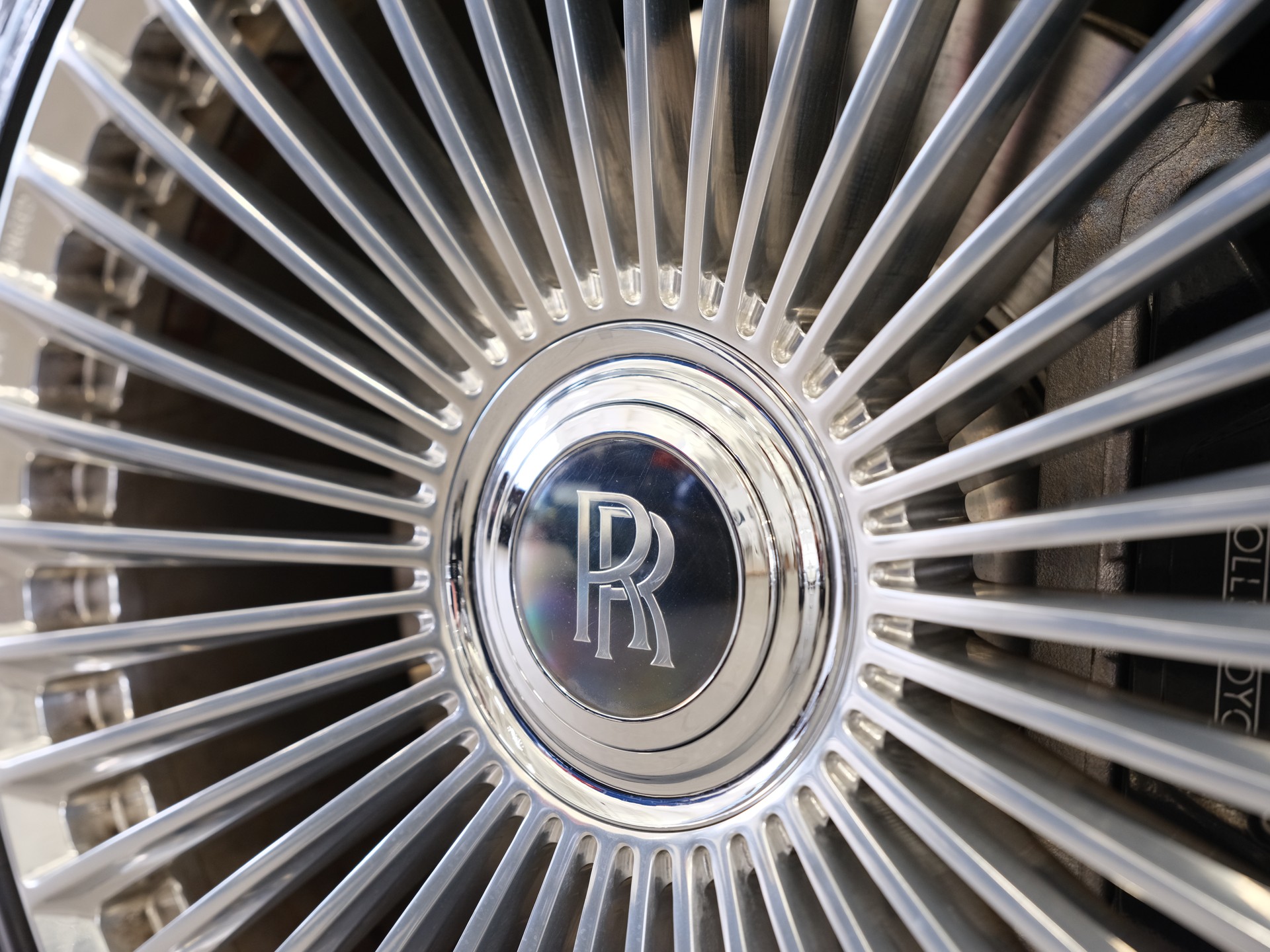 ROLLS-ROYCE Ghost 6.6 V12-image-14