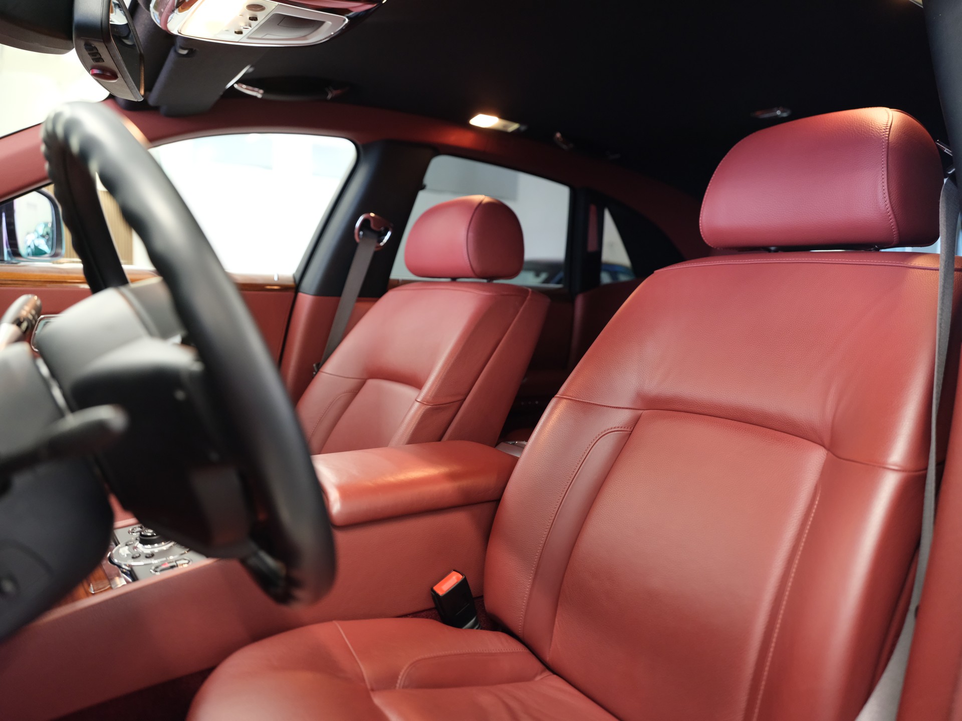 ROLLS-ROYCE Ghost 6.6 V12-image-17