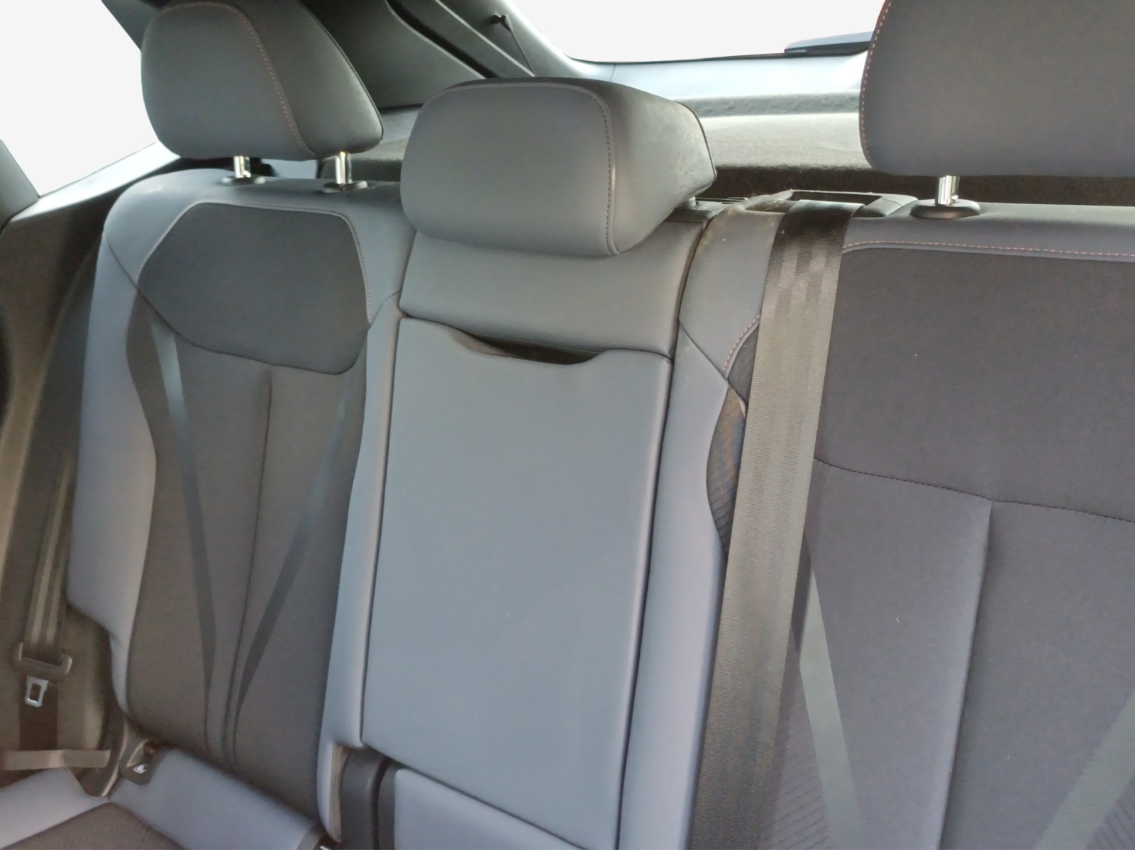 CUPRA Terramar 2.0 TSI DSG 4Drive VZ-image-11