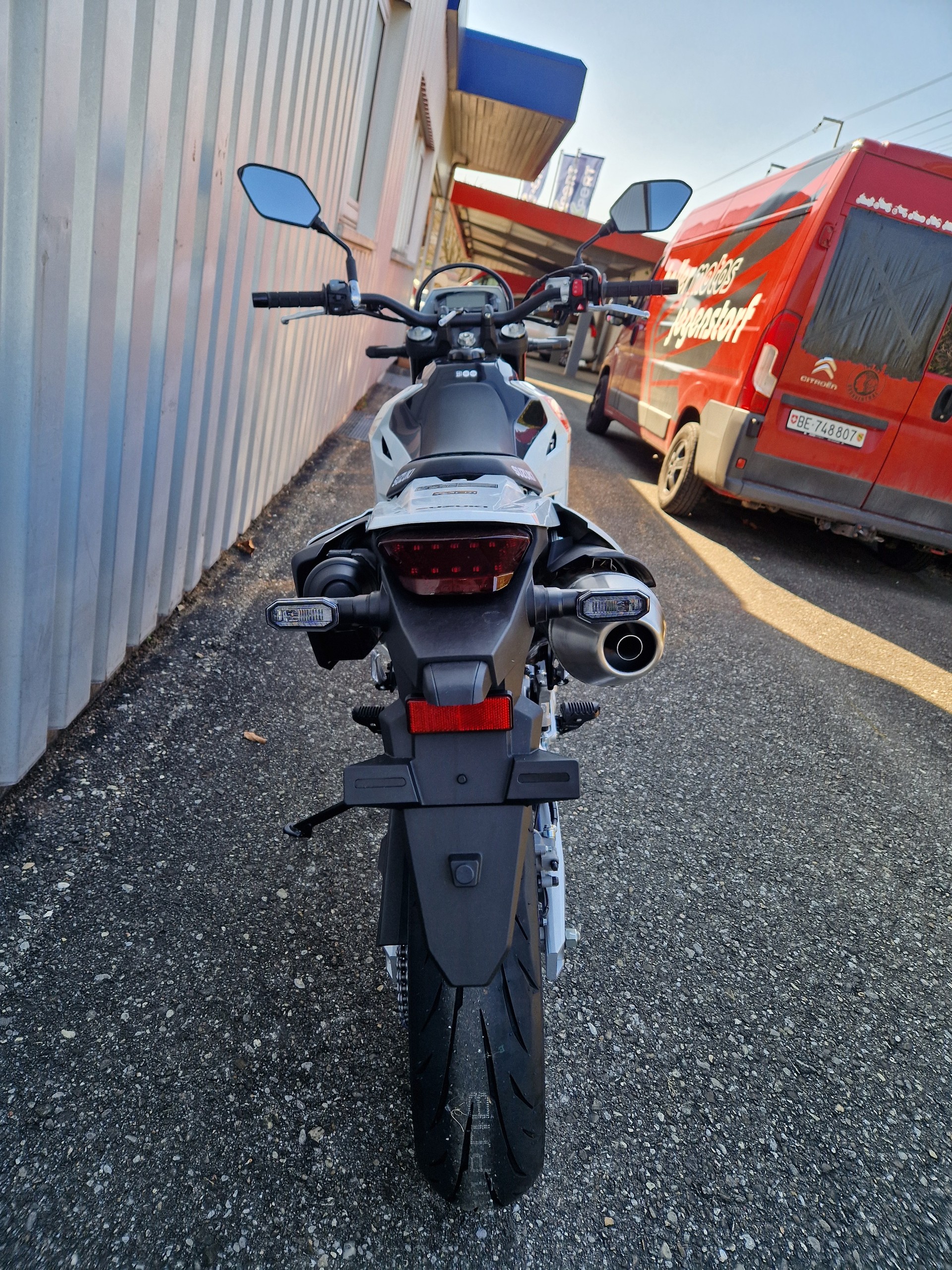 SUZUKI DR-Z4SM-image-14