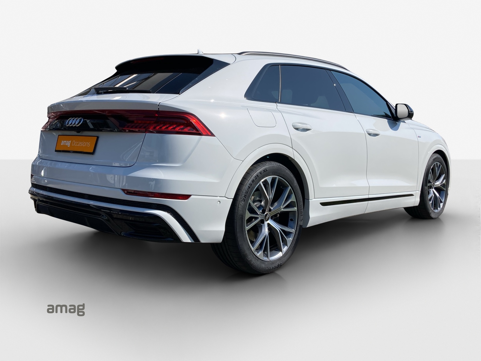 AUDI Q8 50 TDI Black Edition quattro tiptronic-image-4