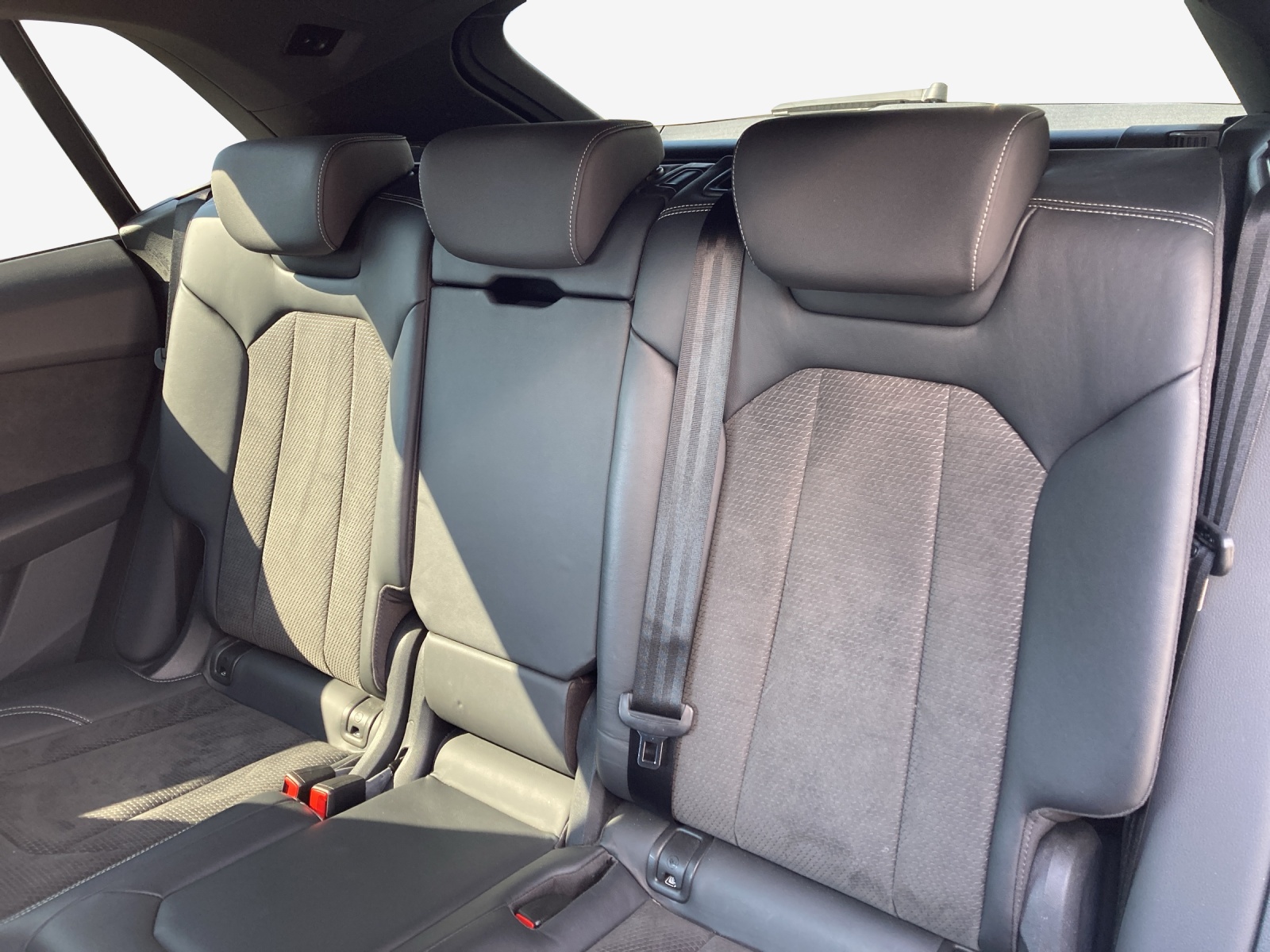 AUDI Q8 50 TDI Black Edition quattro tiptronic-image-11