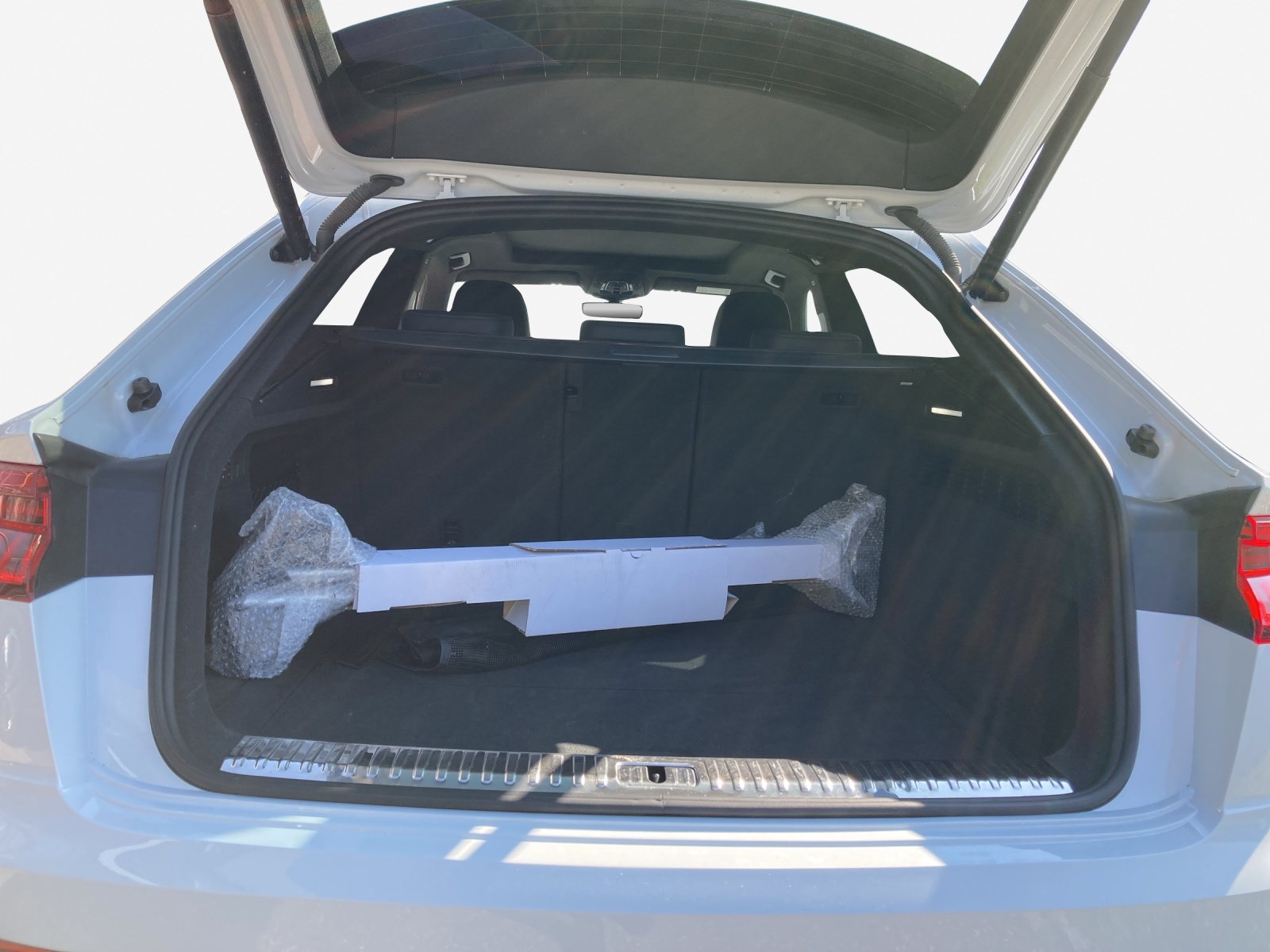 AUDI Q8 50 TDI Black Edition quattro tiptronic-image-12
