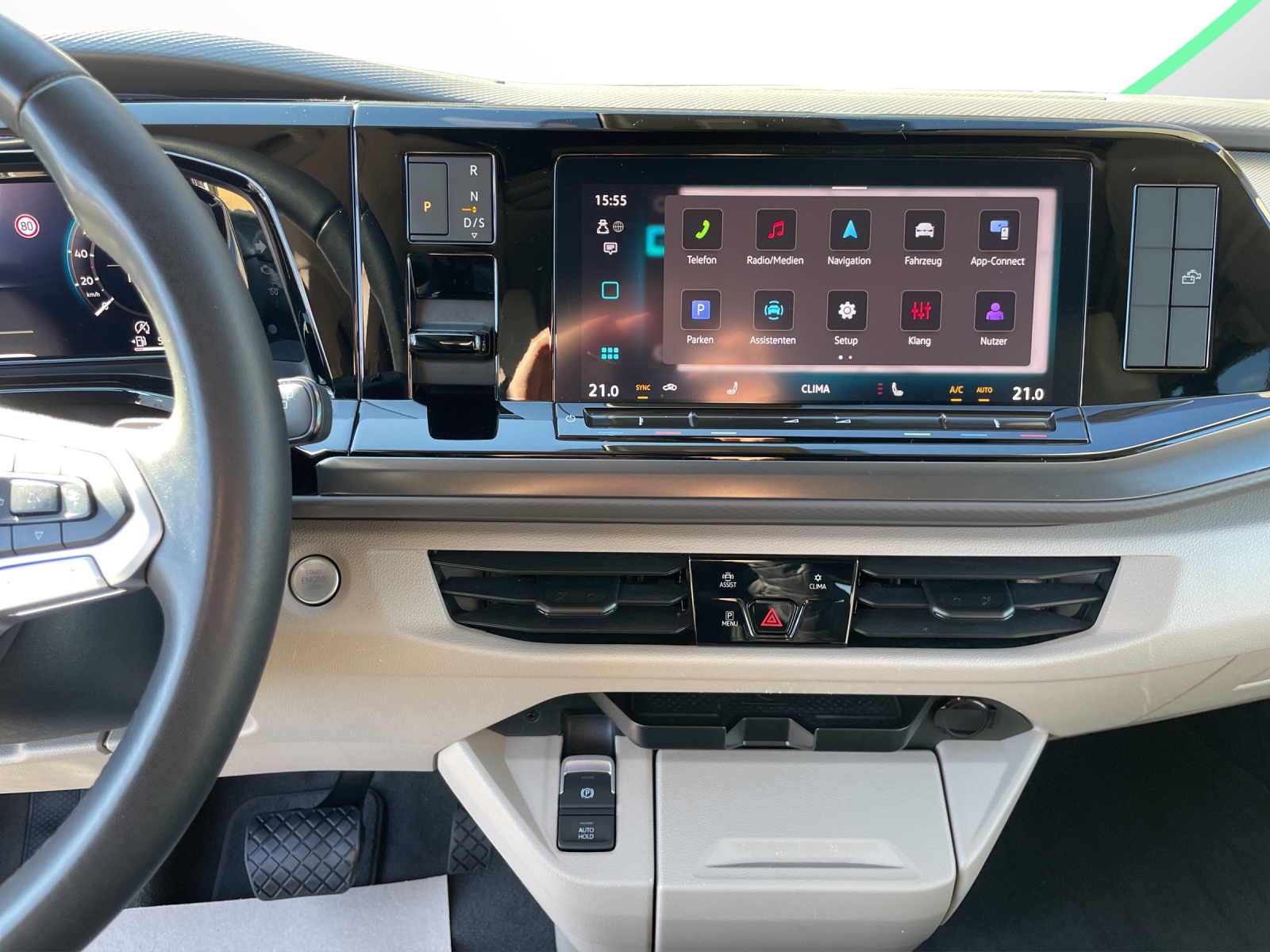 VW California 2.0 TSI Beach Tour-image-10