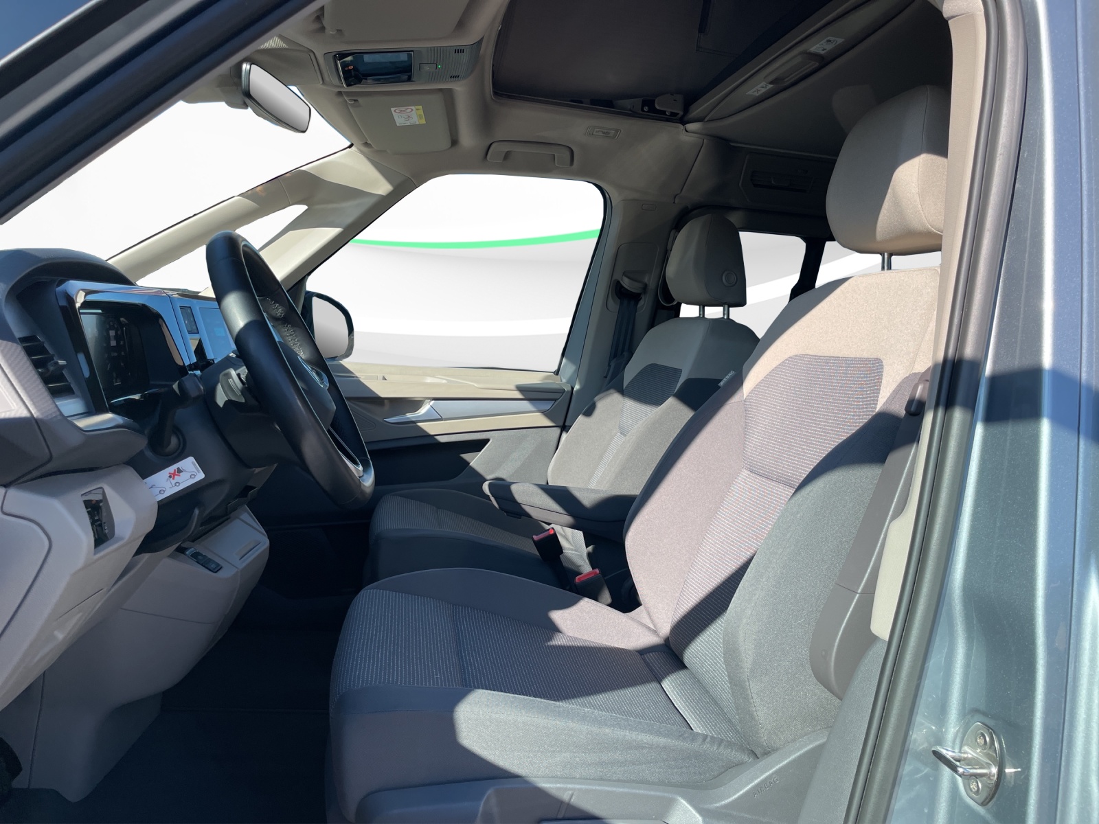 VW California 2.0 TSI Beach Tour-image-6