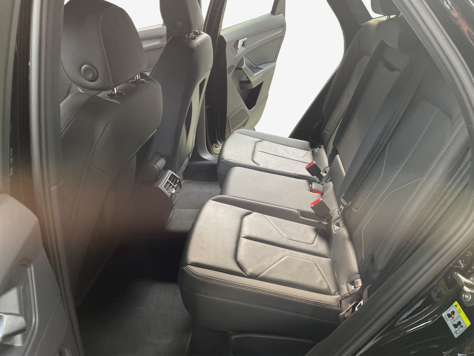 AUDI Q3 Sportback 35 TFSI S line Attraction S-tronic-image-11