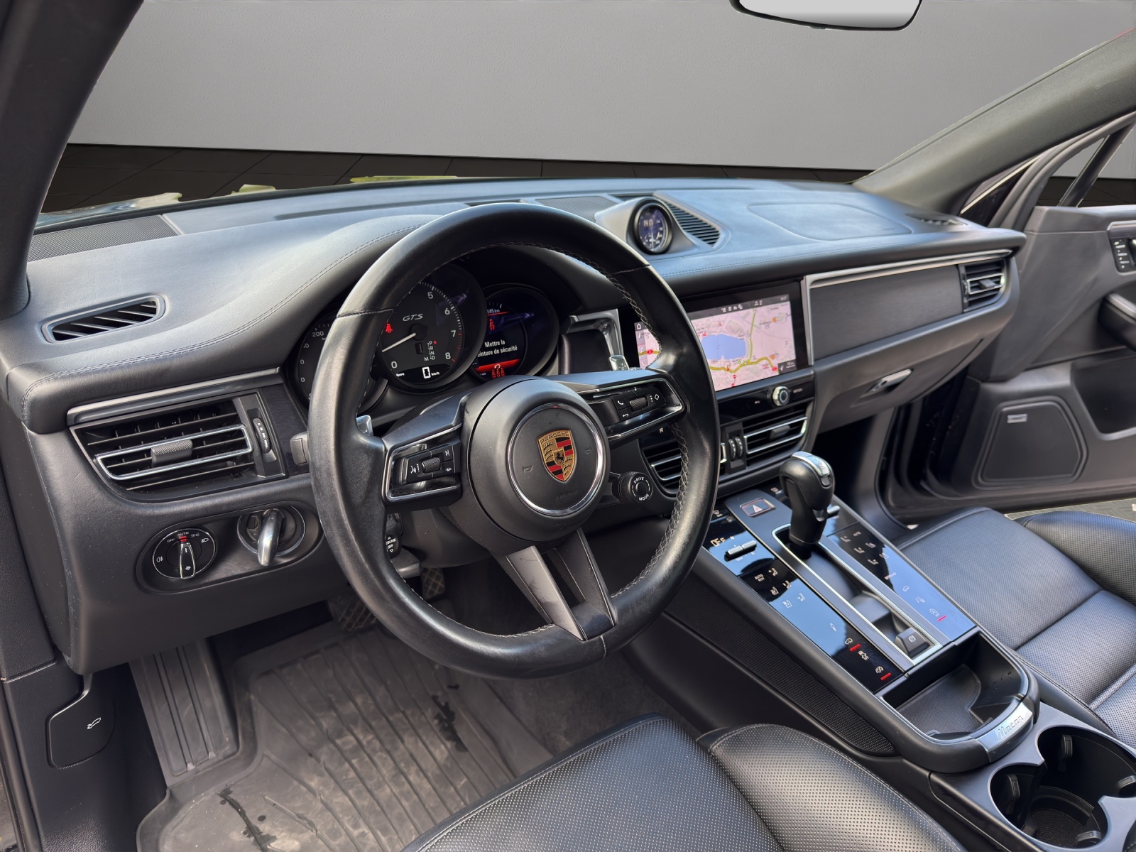 PORSCHE Macan GTS PDK-image-9