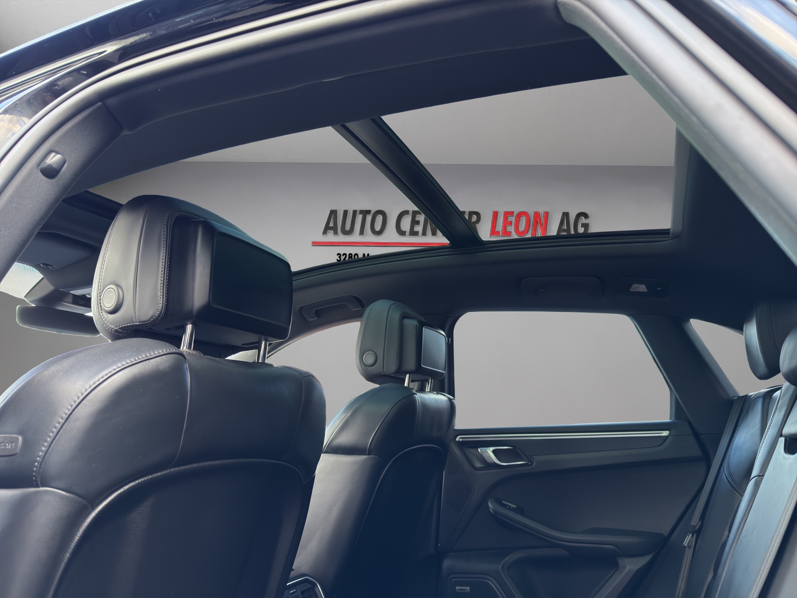 PORSCHE Macan GTS PDK-image-20