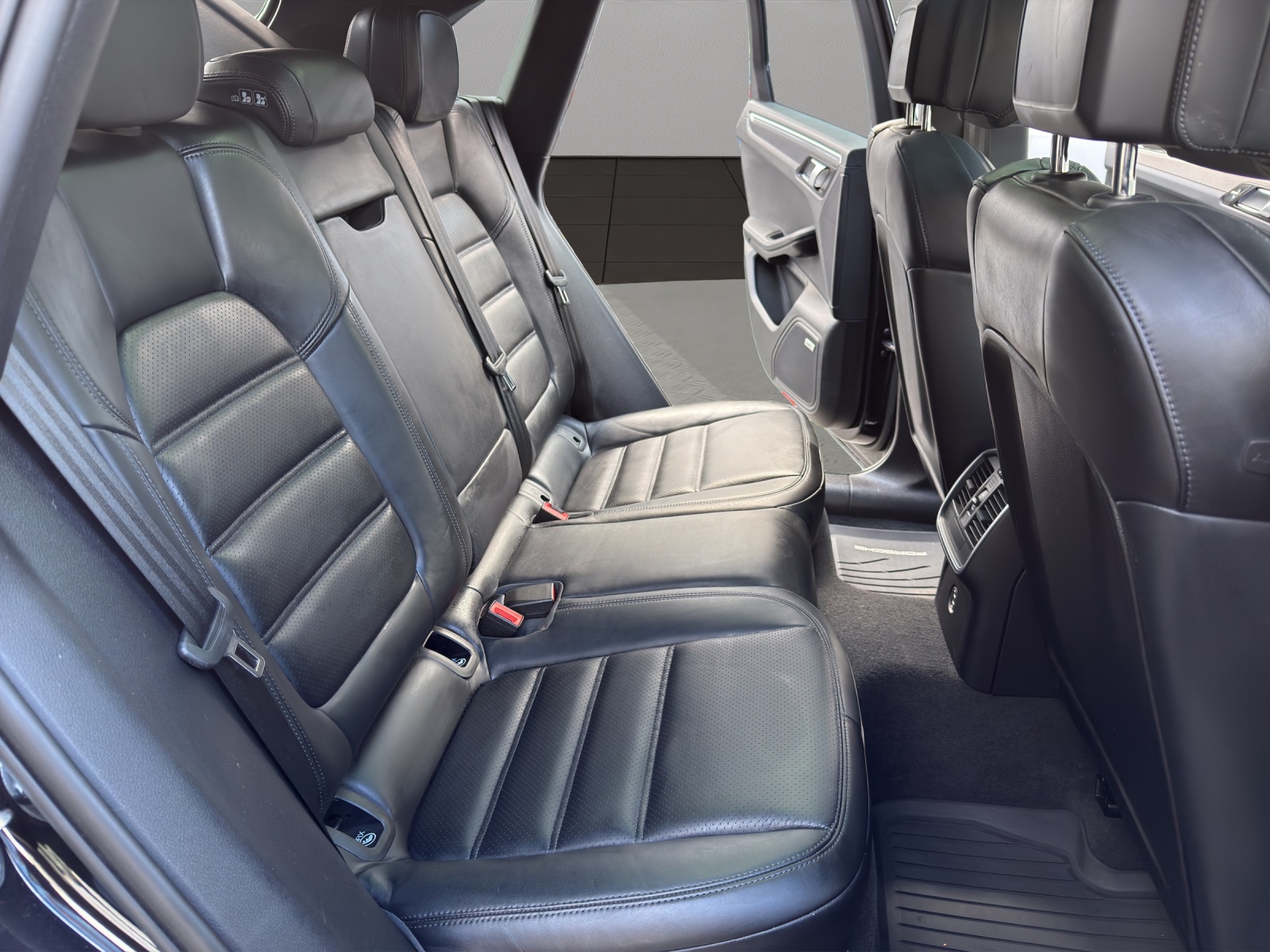 PORSCHE Macan GTS PDK-image-17