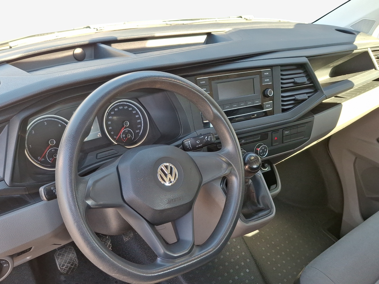 VW T6.1 2.0 TDI-image-8