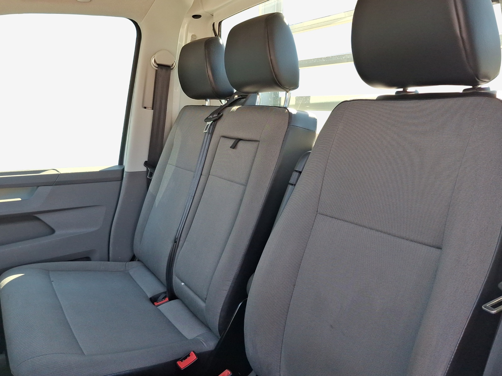 VW T6.1 2.0 TDI-image-7