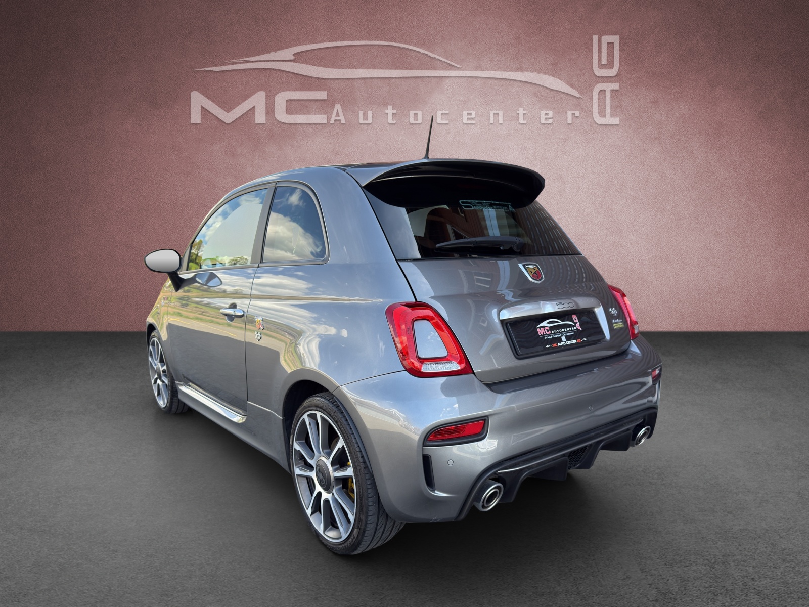FIAT 595 1.4 16V Turbo Abarth Turismo Dualogic-image-2