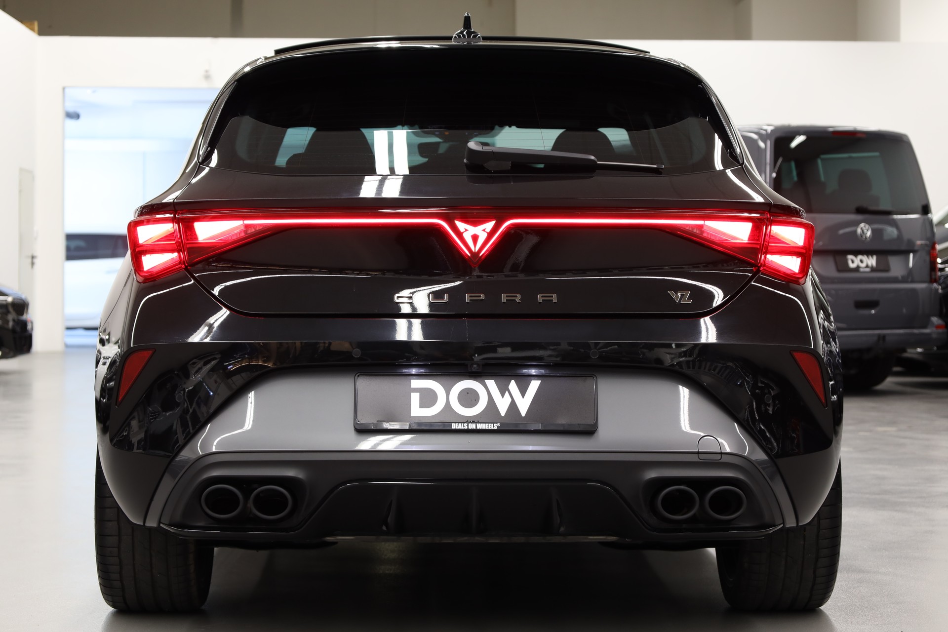 CUPRA Leon 2.0 TSI 300 VZ DSG-image-7