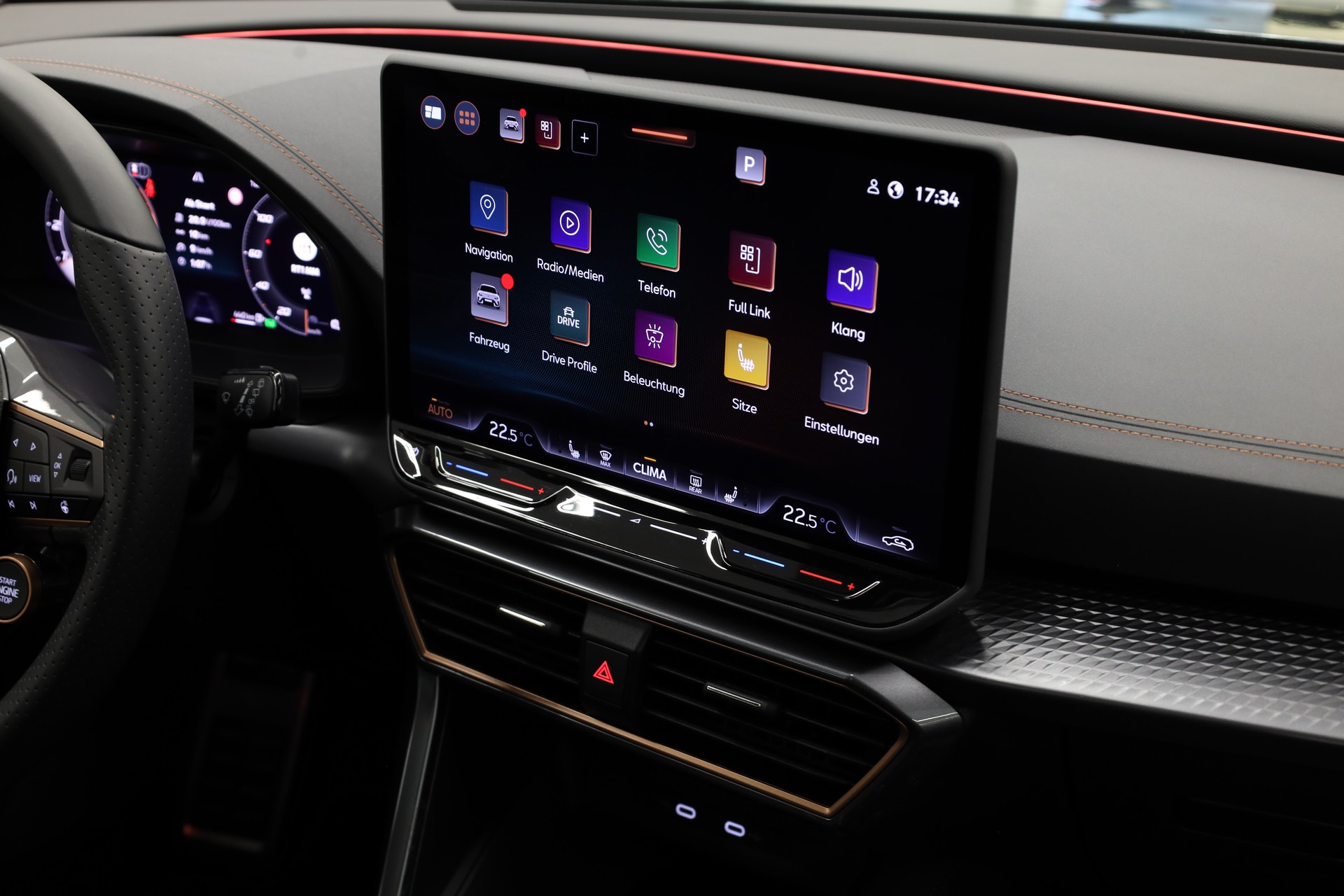 CUPRA Leon 2.0 TSI 300 VZ DSG-image-15