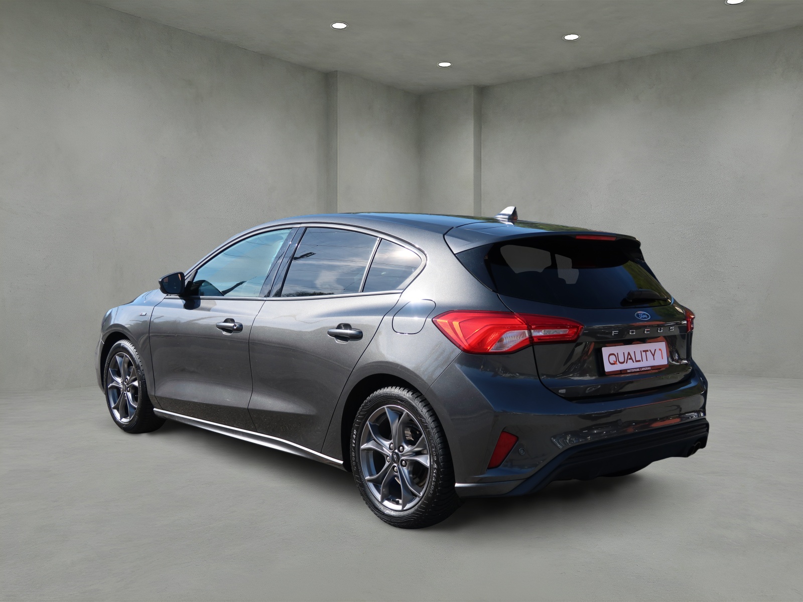 FORD Focus 1.0 SCTi ST Line Automatic-image-6