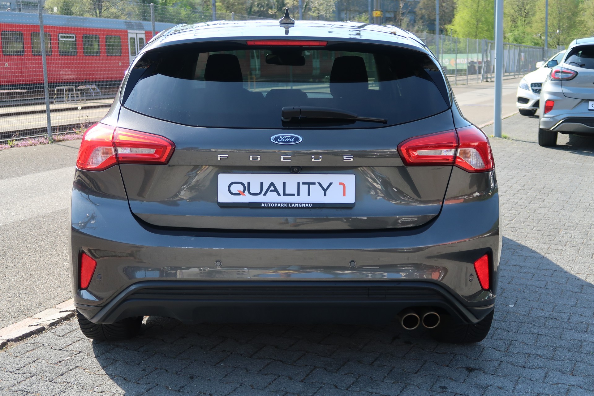 FORD Focus 1.0 SCTi ST Line Automatic-image-5