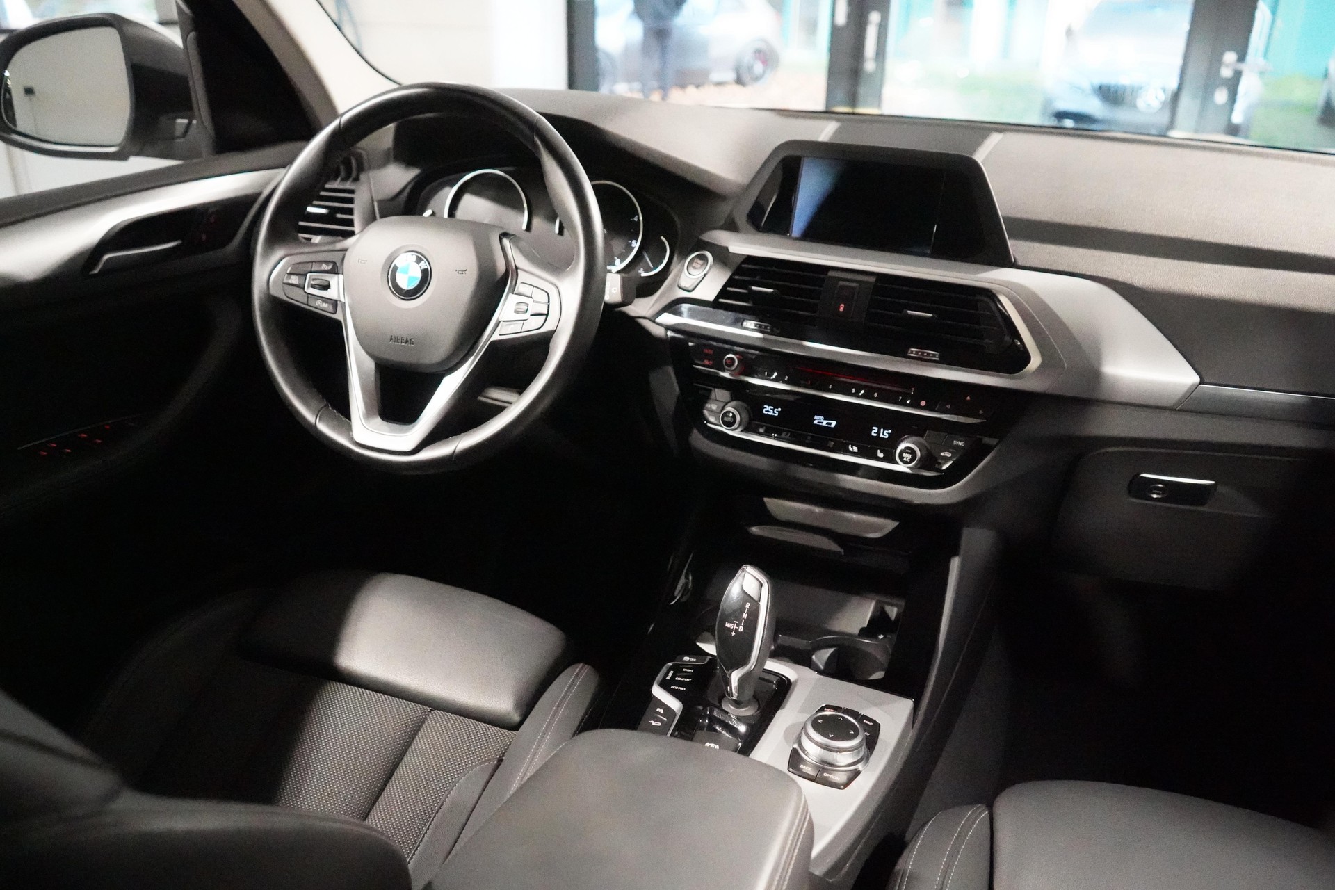 BMW X3 20d xDrive-image-11