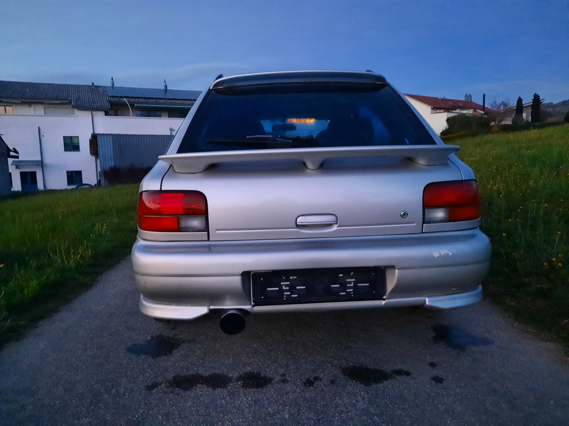 SUBARU Impreza 2.0 Turbo-image-6