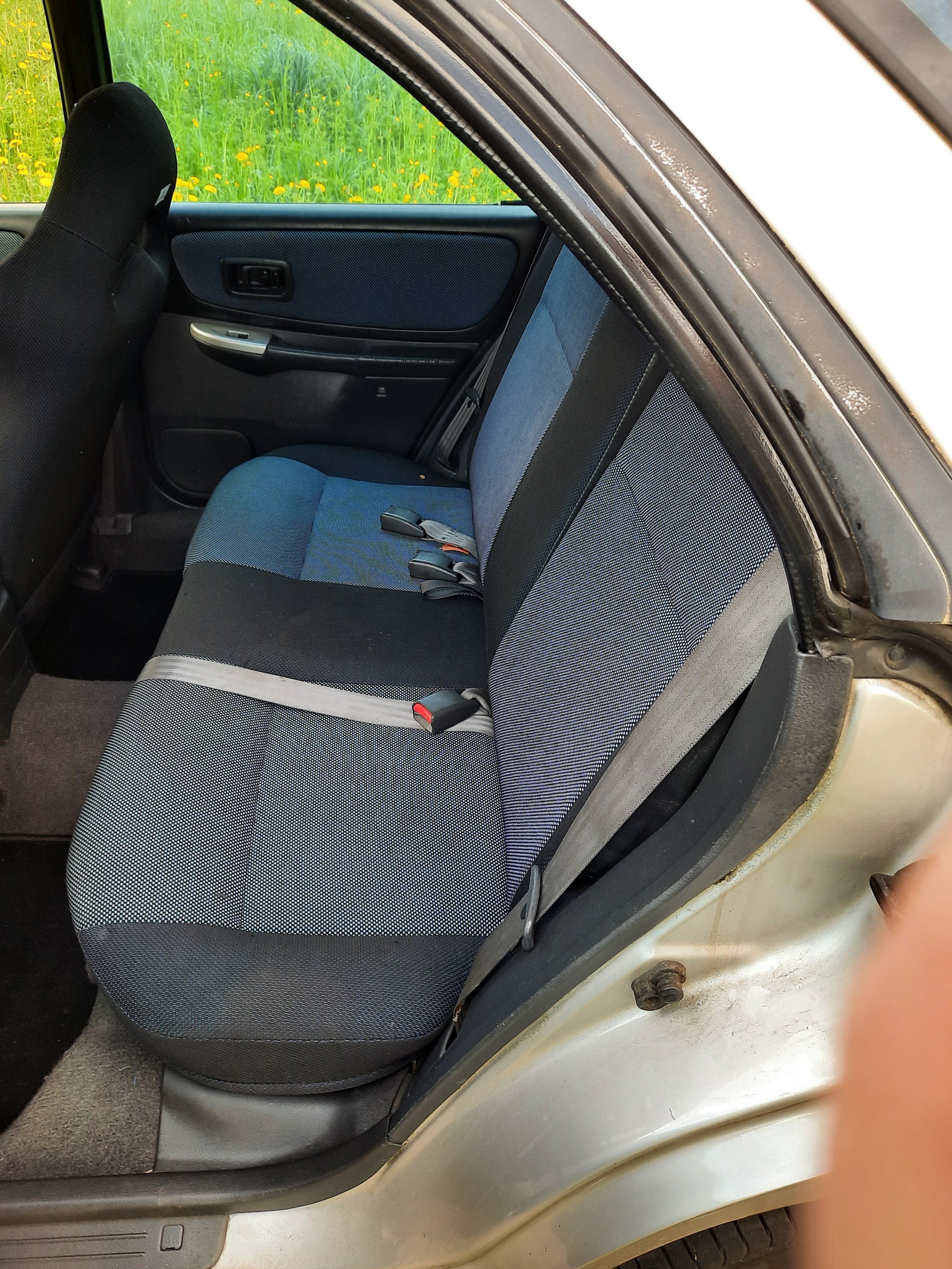 SUBARU Impreza 2.0 Turbo-image-12