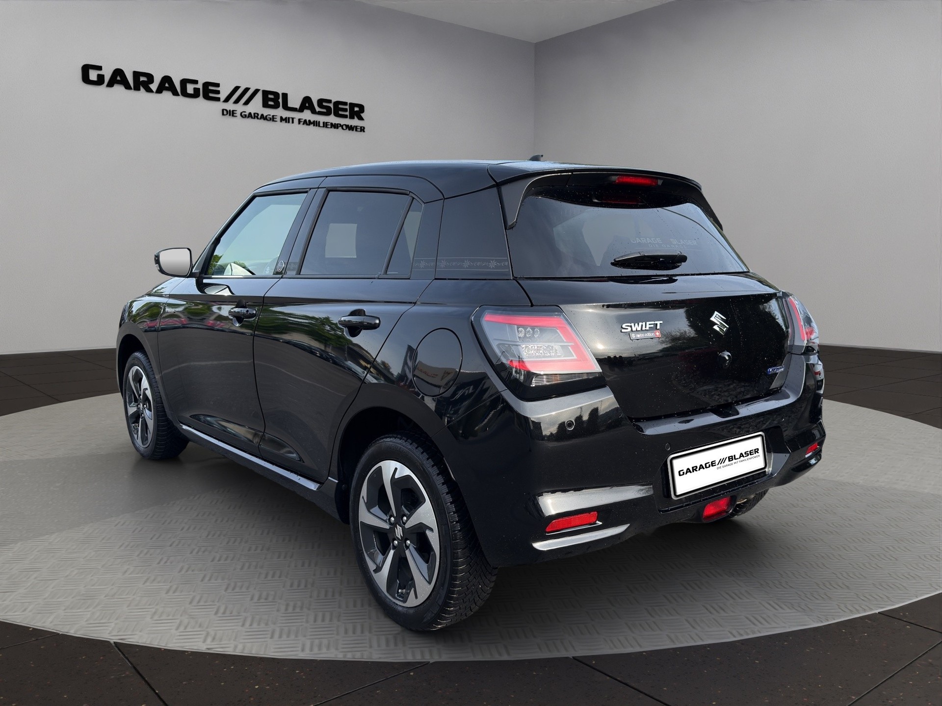 SUZUKI Swift 1.2 Tradizio Top Hybrid 4x4-image-2