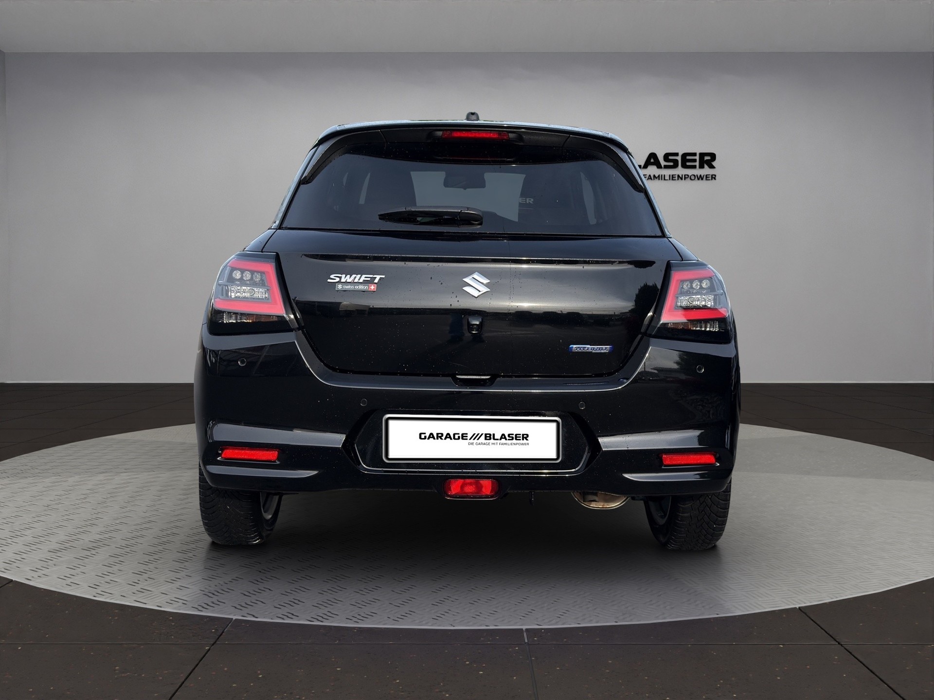 SUZUKI Swift 1.2 Tradizio Top Hybrid 4x4-image-3