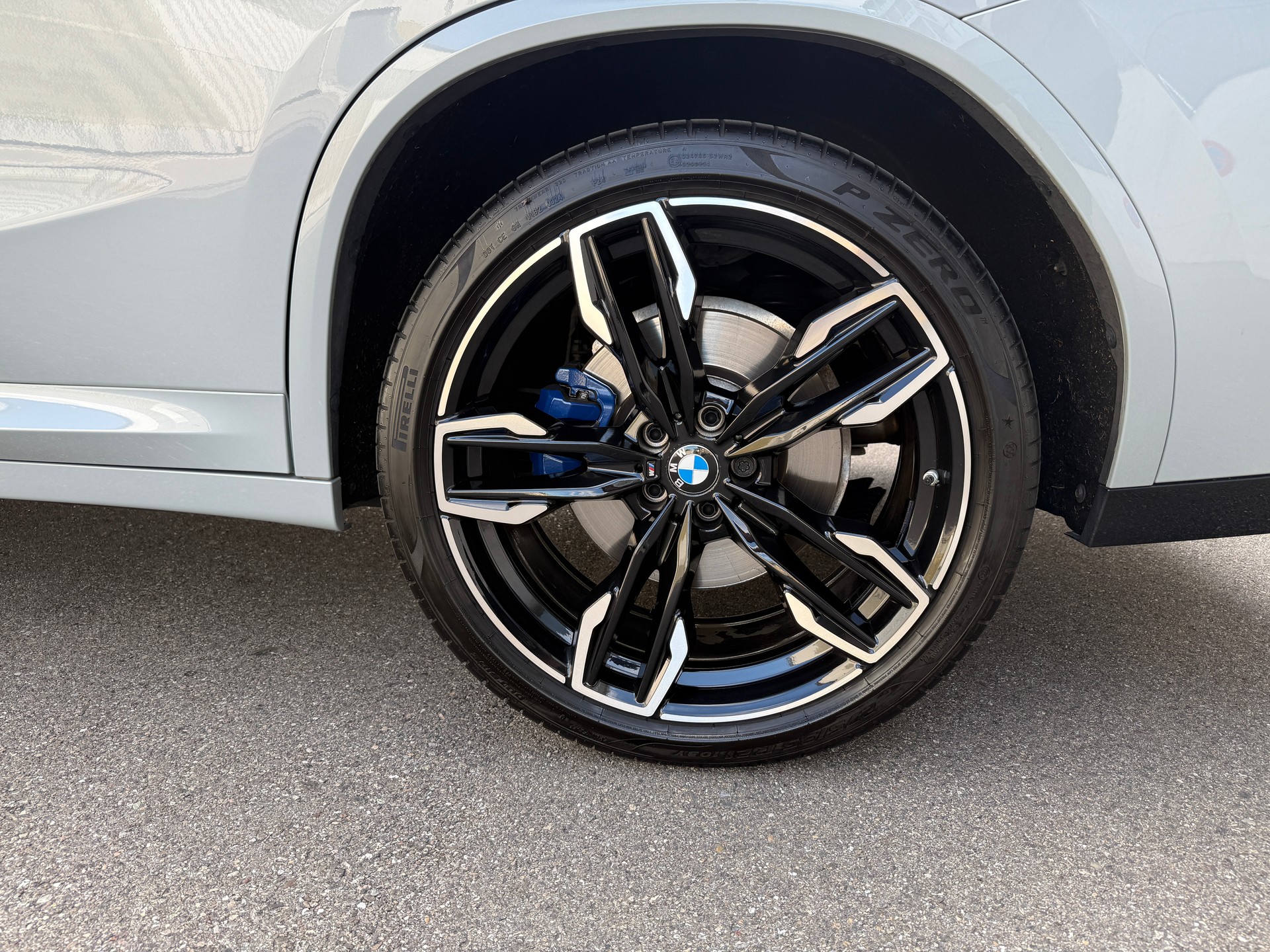 BMW M40i-image-17