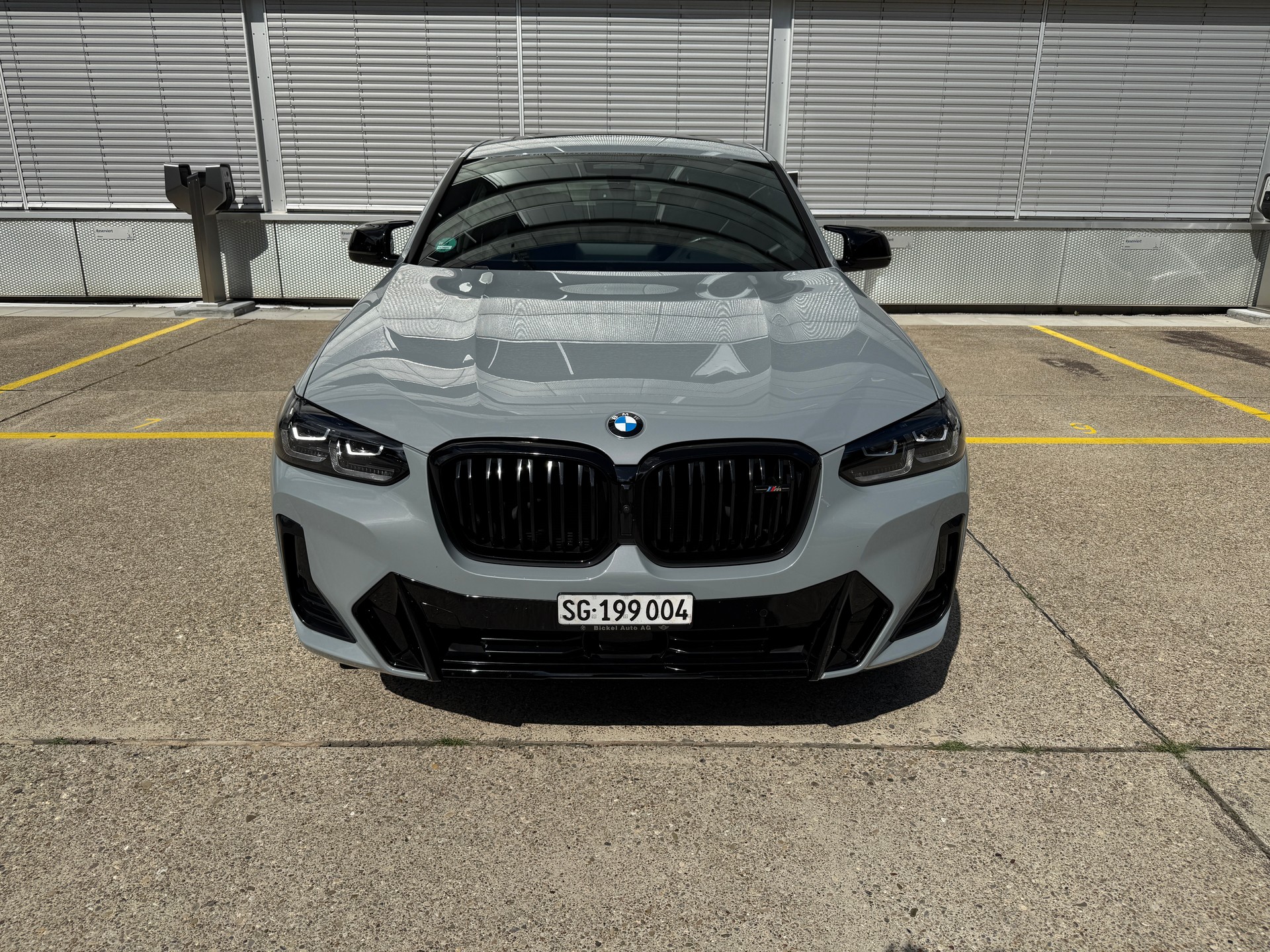 BMW M40i-image-7