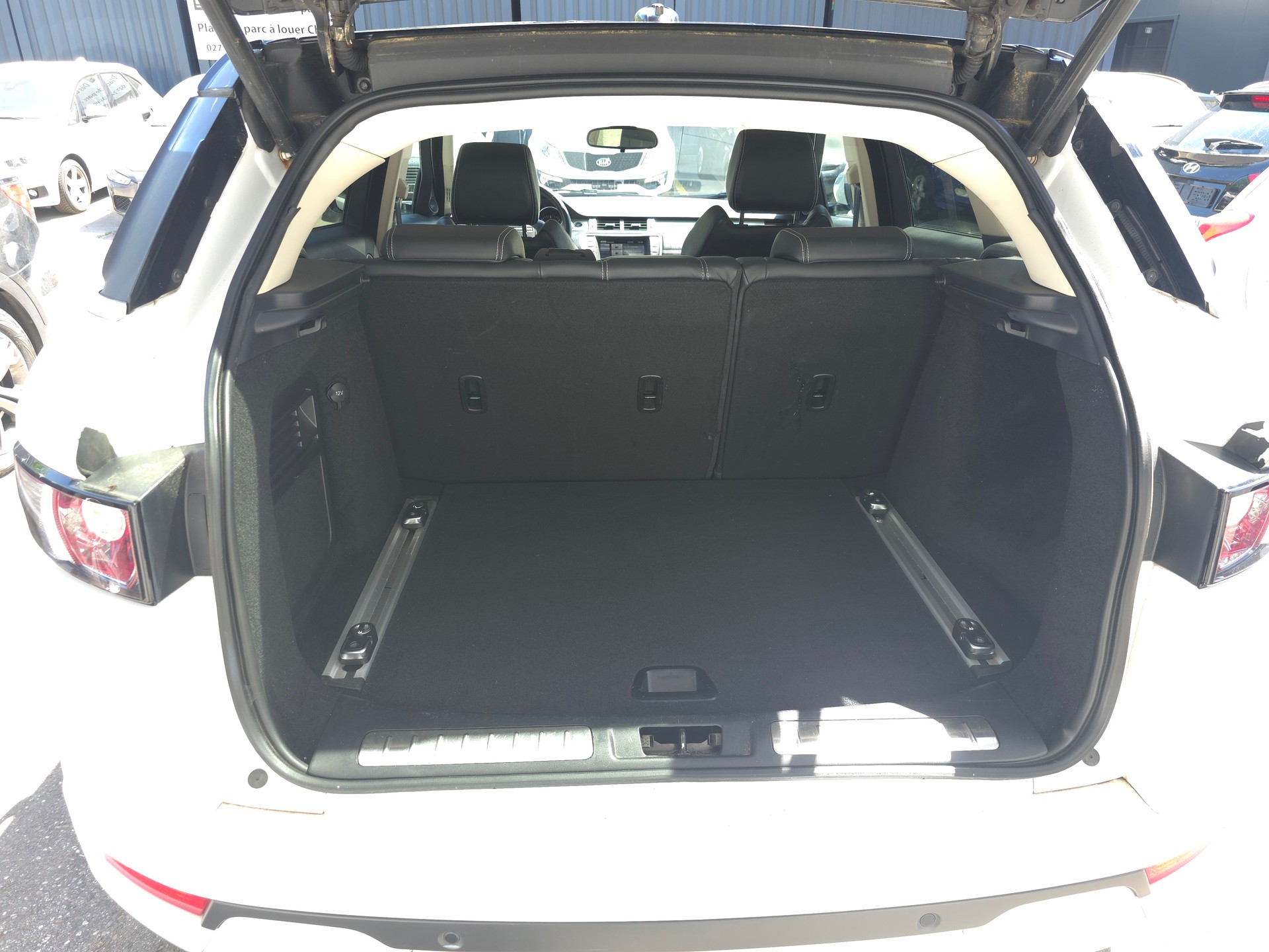 LAND ROVER Range Rover Evoque 2.2 TD4 Dynamic AT6-image-11
