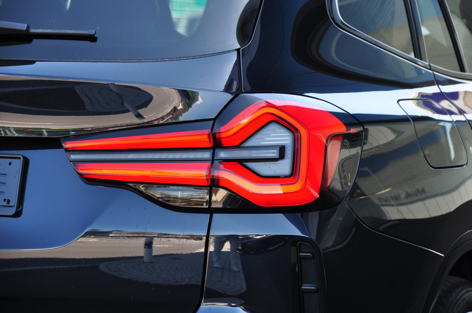BMW X3 xDrive 48V 30d M Sport-image-12