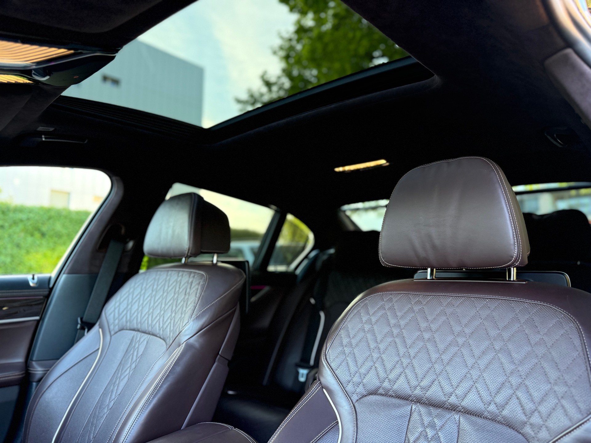 BMW 740d xDrive-image-8
