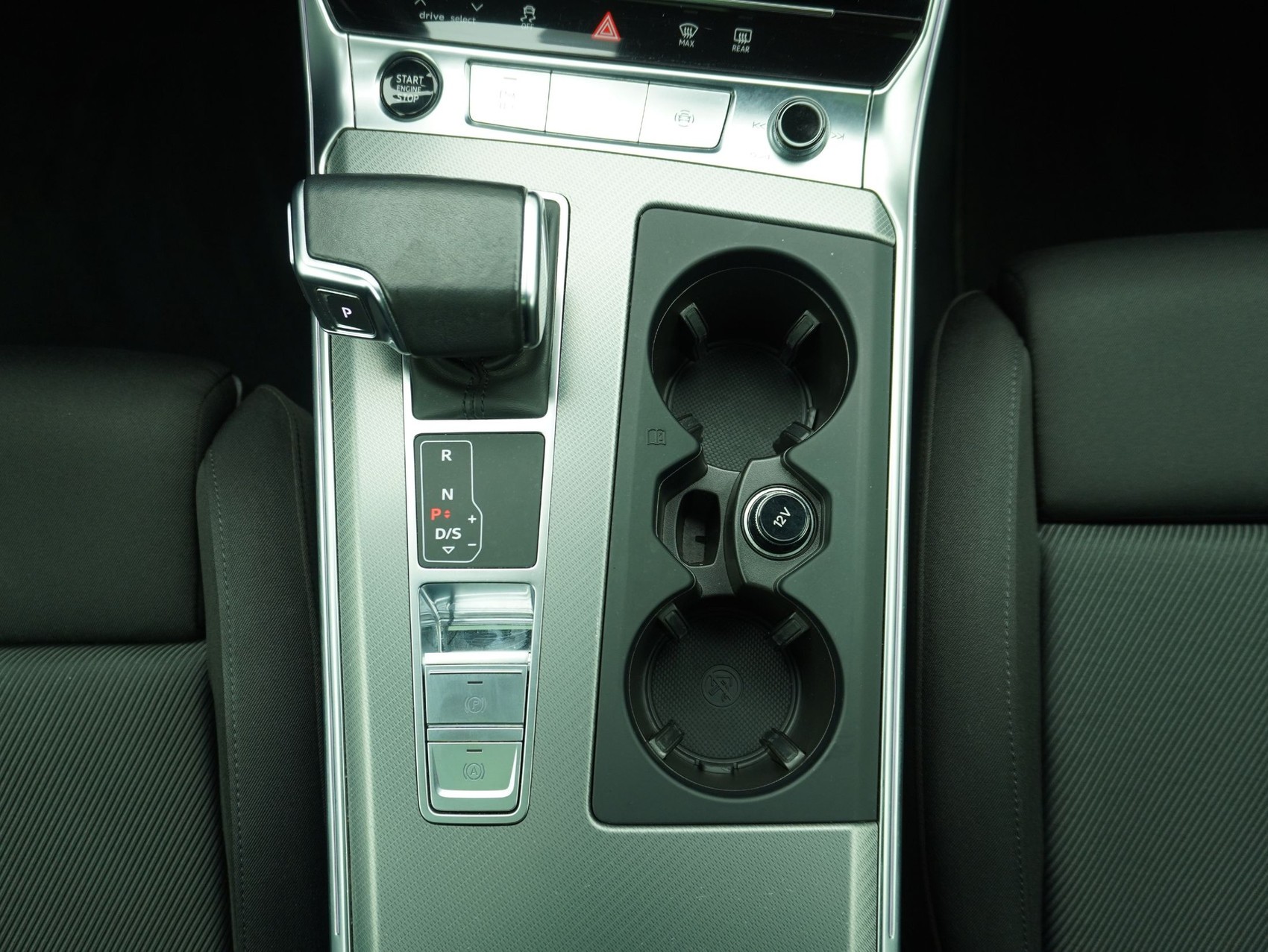 AUDI A6 Avant 45 TFSI Sport quattro S-Tronic-image-16