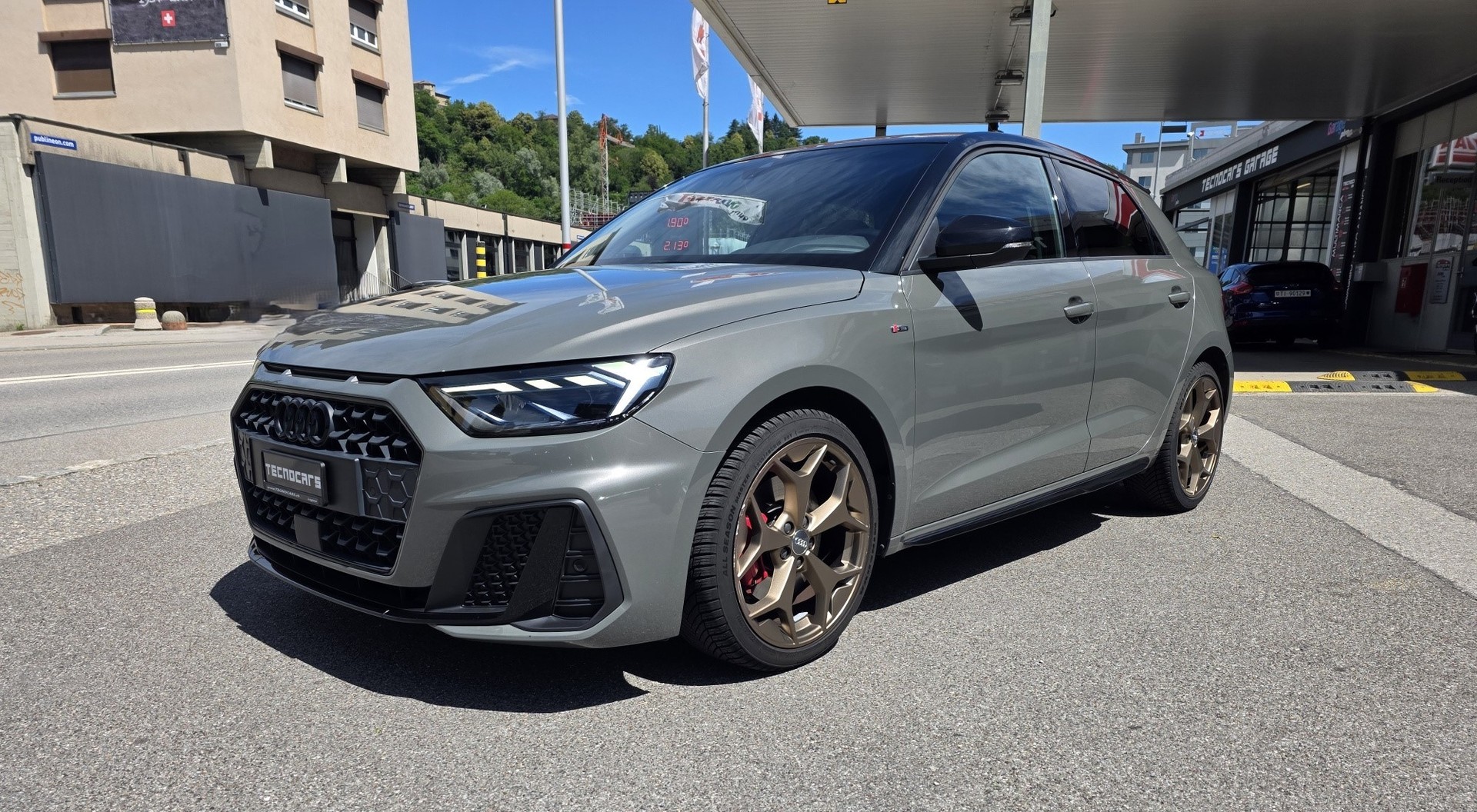 AUDI A1 Sportback 35 TFSI S Line S-tronic-image-6