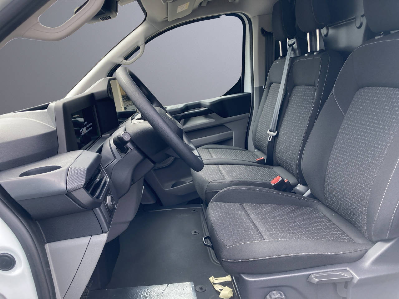 FORD Transit Custom Van 320 L1 2.5 Duratec 233 Trend PHEV-showroom-element-2