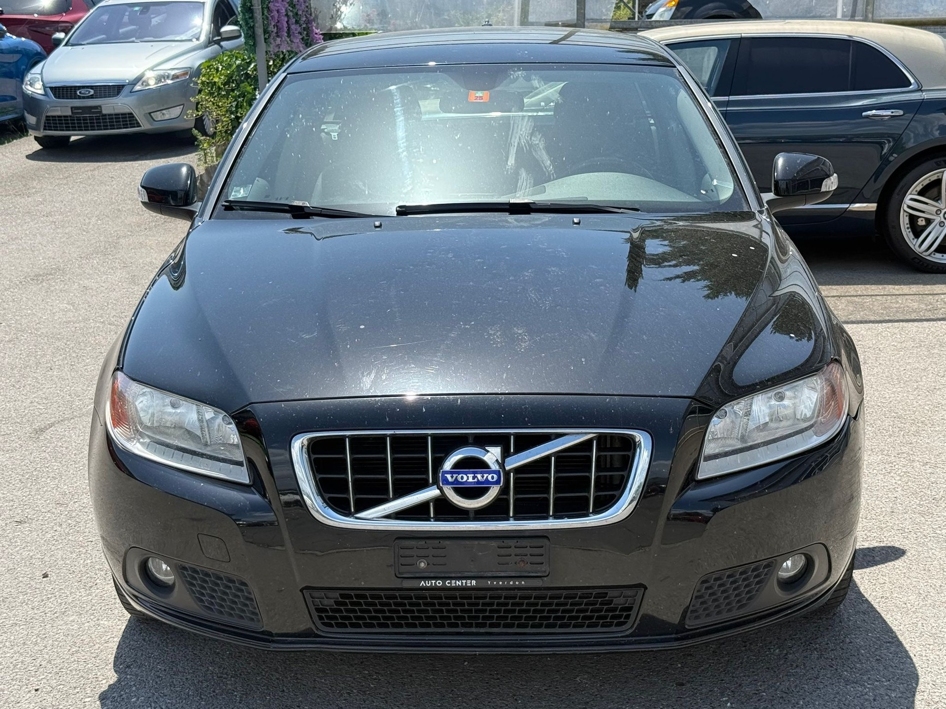 VOLVO V70 D3 Momentum Geartronic-showroom-element-2