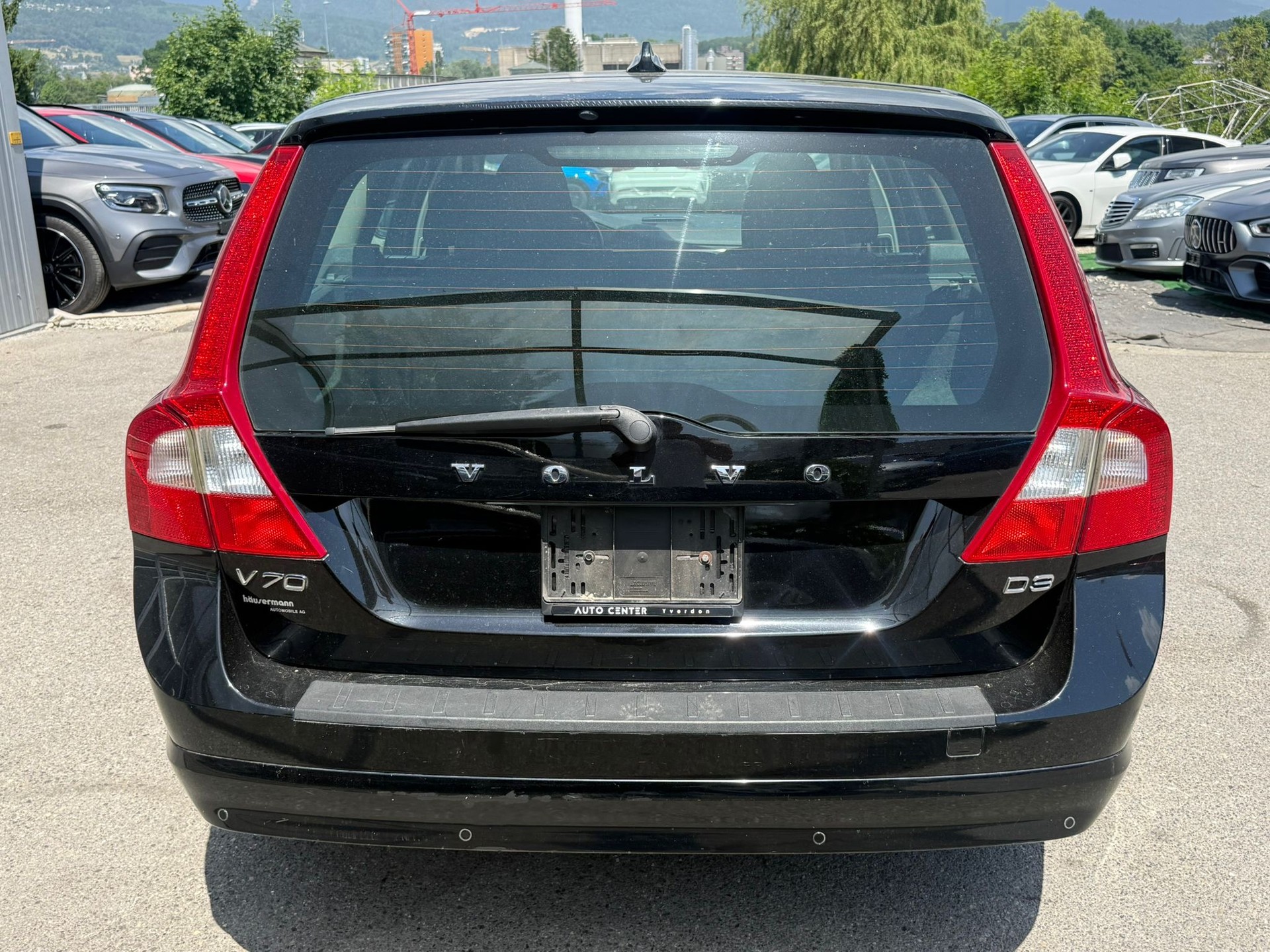 VOLVO V70 D3 Momentum Geartronic-image-5