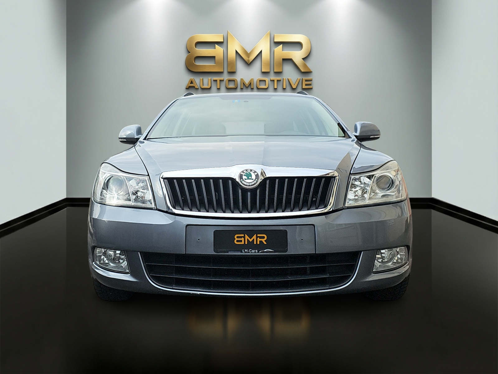 SKODA Octavia Combi 2.0 TDI Twenty20 4x4-showroom-element-1