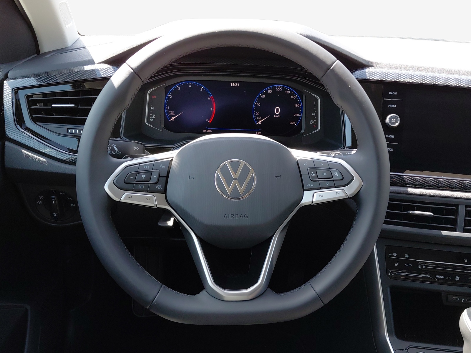 VW Polo 1.0 TSI Life DSG-image-9