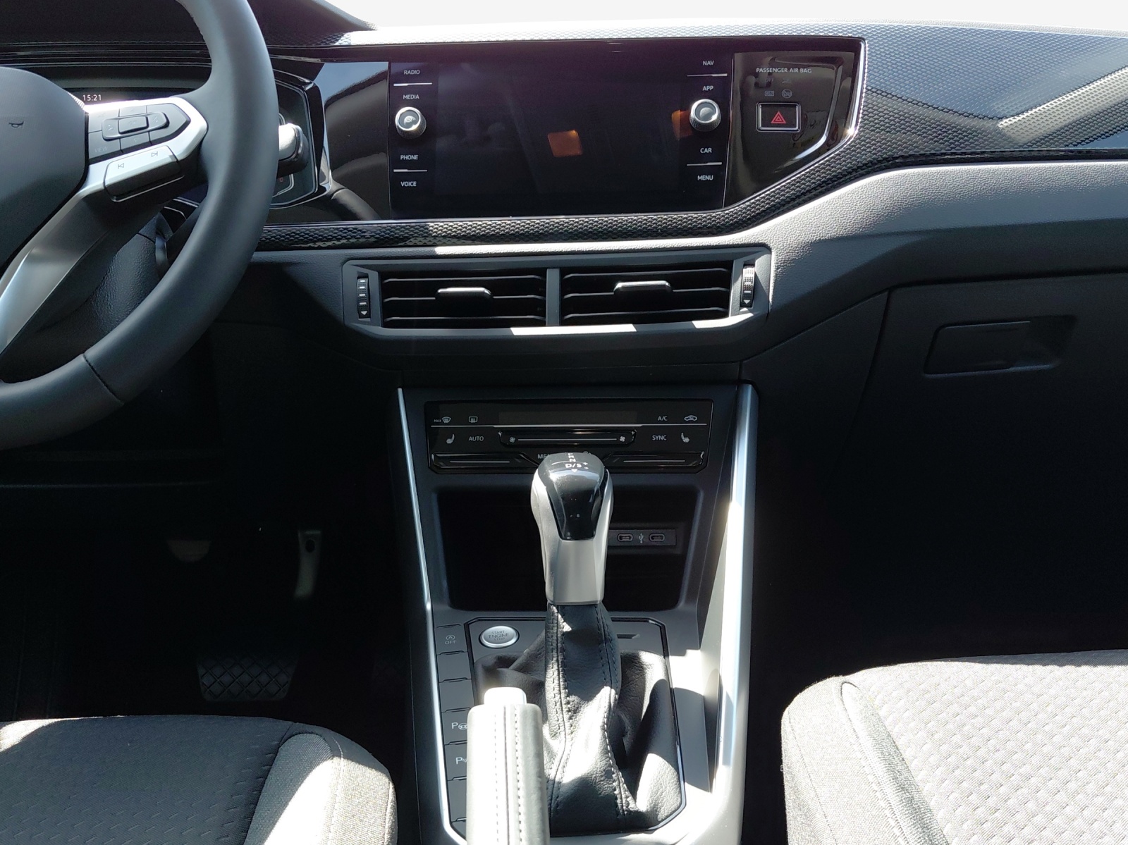 VW Polo 1.0 TSI Life DSG-image-10