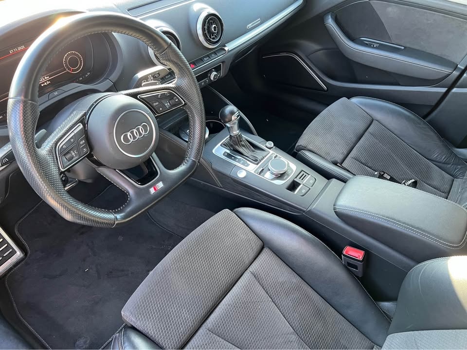 AUDI A3 Sportback 35 TFSI Sport S-tronic-image-8