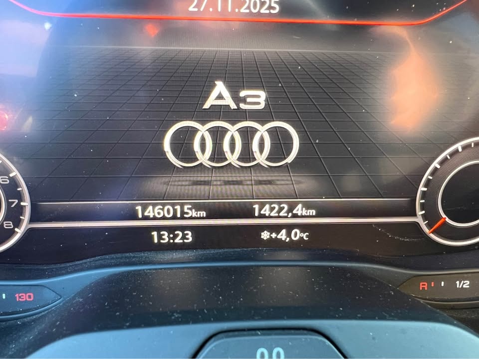 AUDI A3 Sportback 35 TFSI Sport S-tronic-image-11