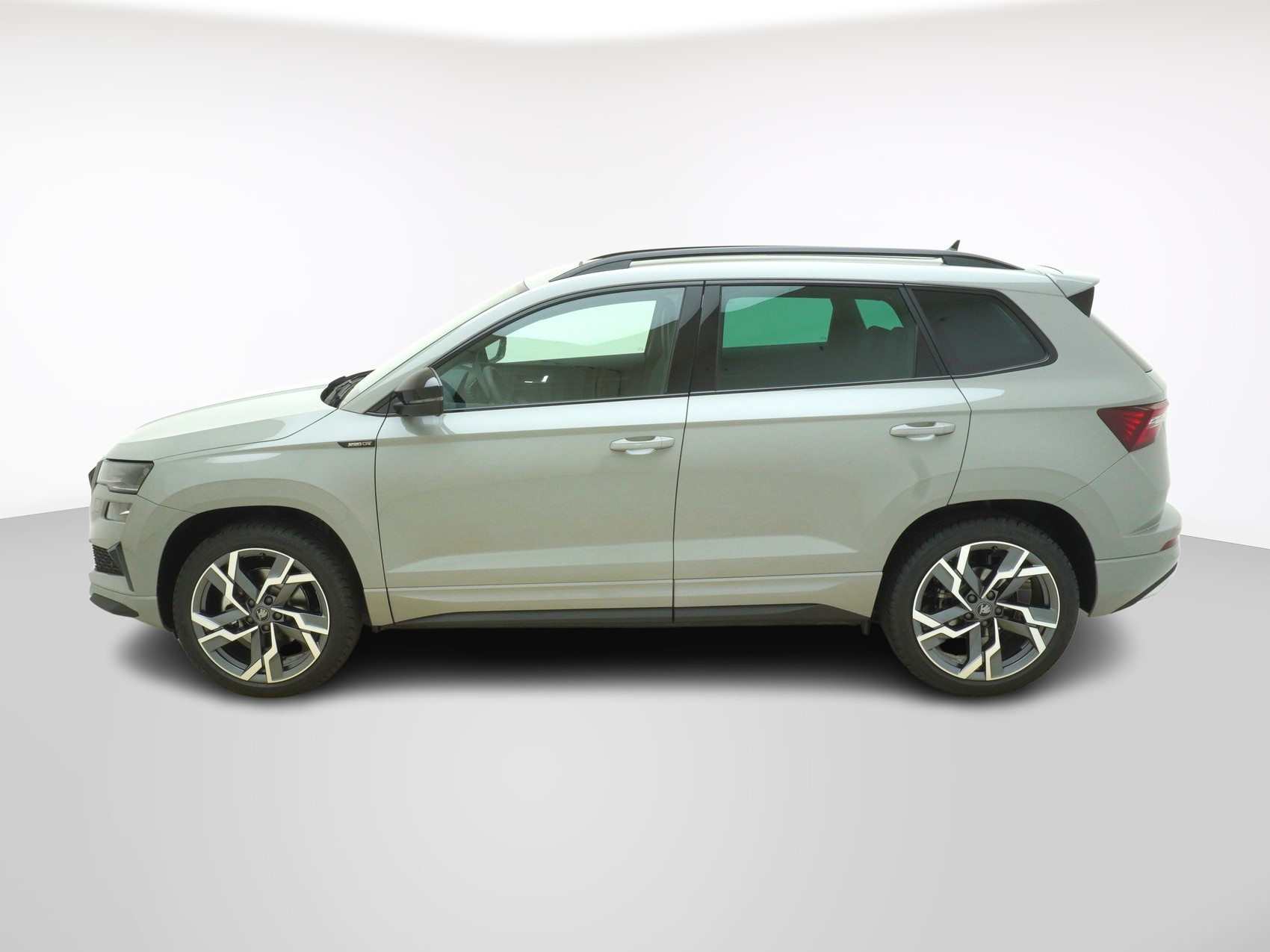 SKODA Karoq 2.0 TDI SportLine DSG 4x4-image-1
