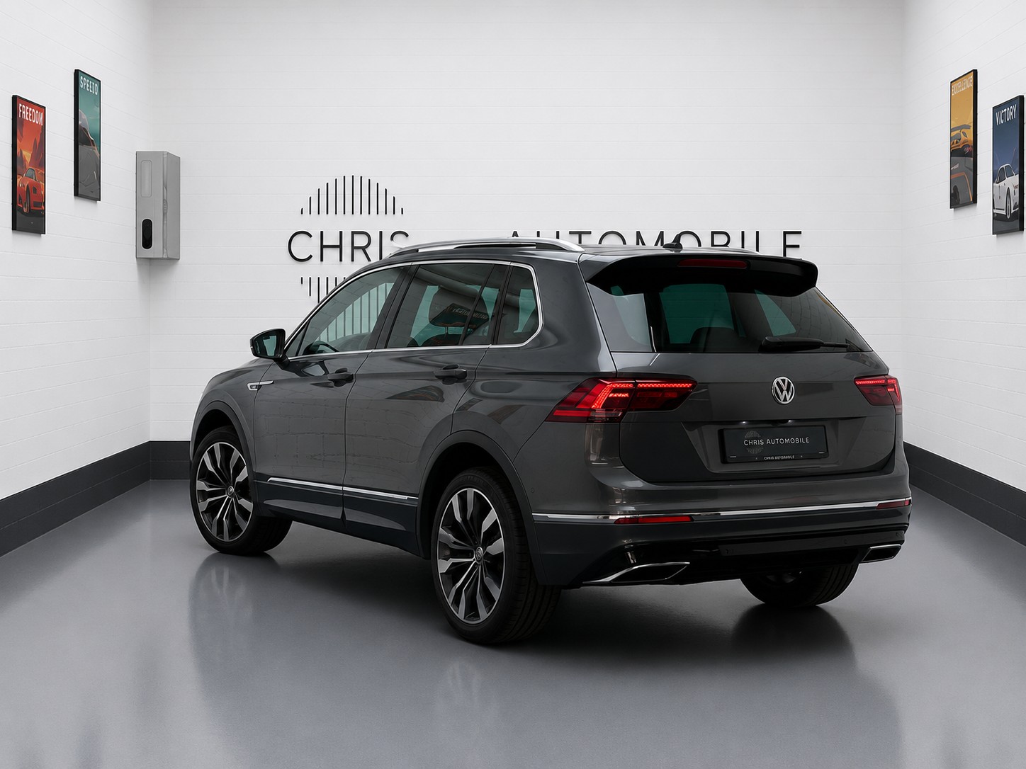 VW Tiguan 2.0 TDI SCR Highline 4Motion DSG-showroom-element-1