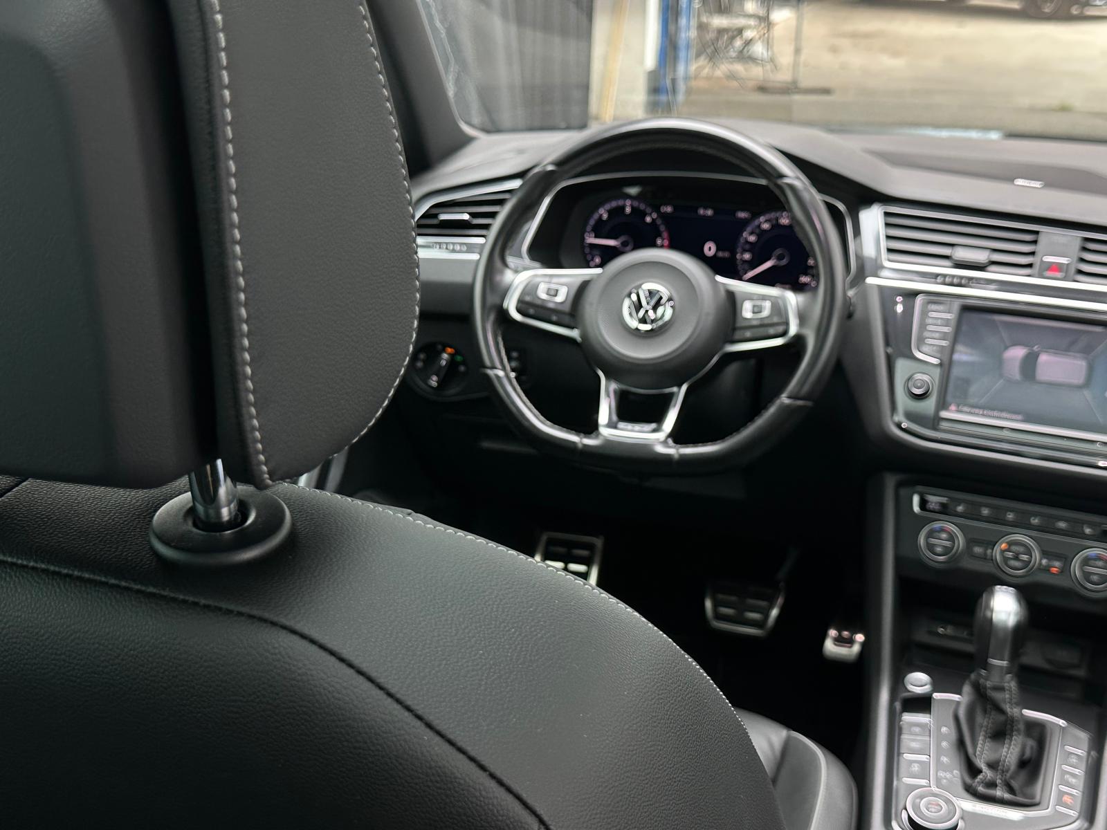 VW Tiguan 2.0 TDI SCR Highline 4Motion DSG-image-24