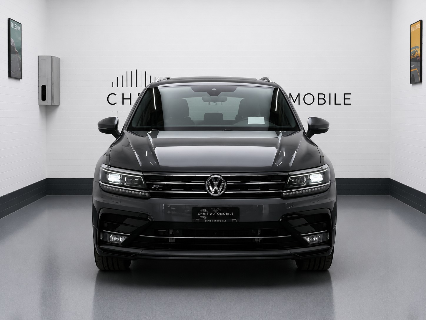VW Tiguan 2.0 TDI SCR Highline 4Motion DSG-image-5