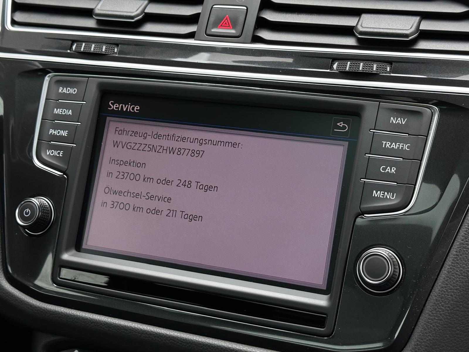VW Tiguan 2.0 TDI SCR Highline 4Motion DSG-image-27