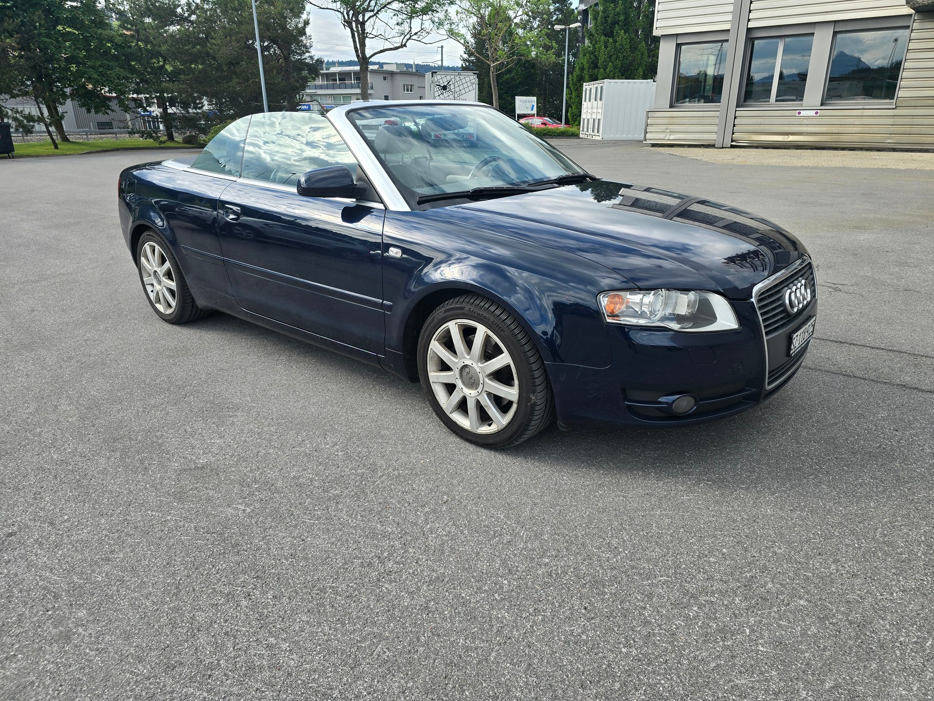 AUDI A4 Cabriolet 1.8 Turbo-image-6